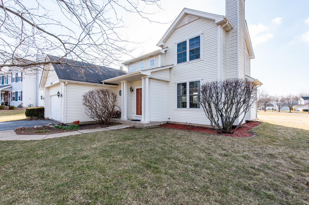 8324 204th Ct, Bristol, WI 53104