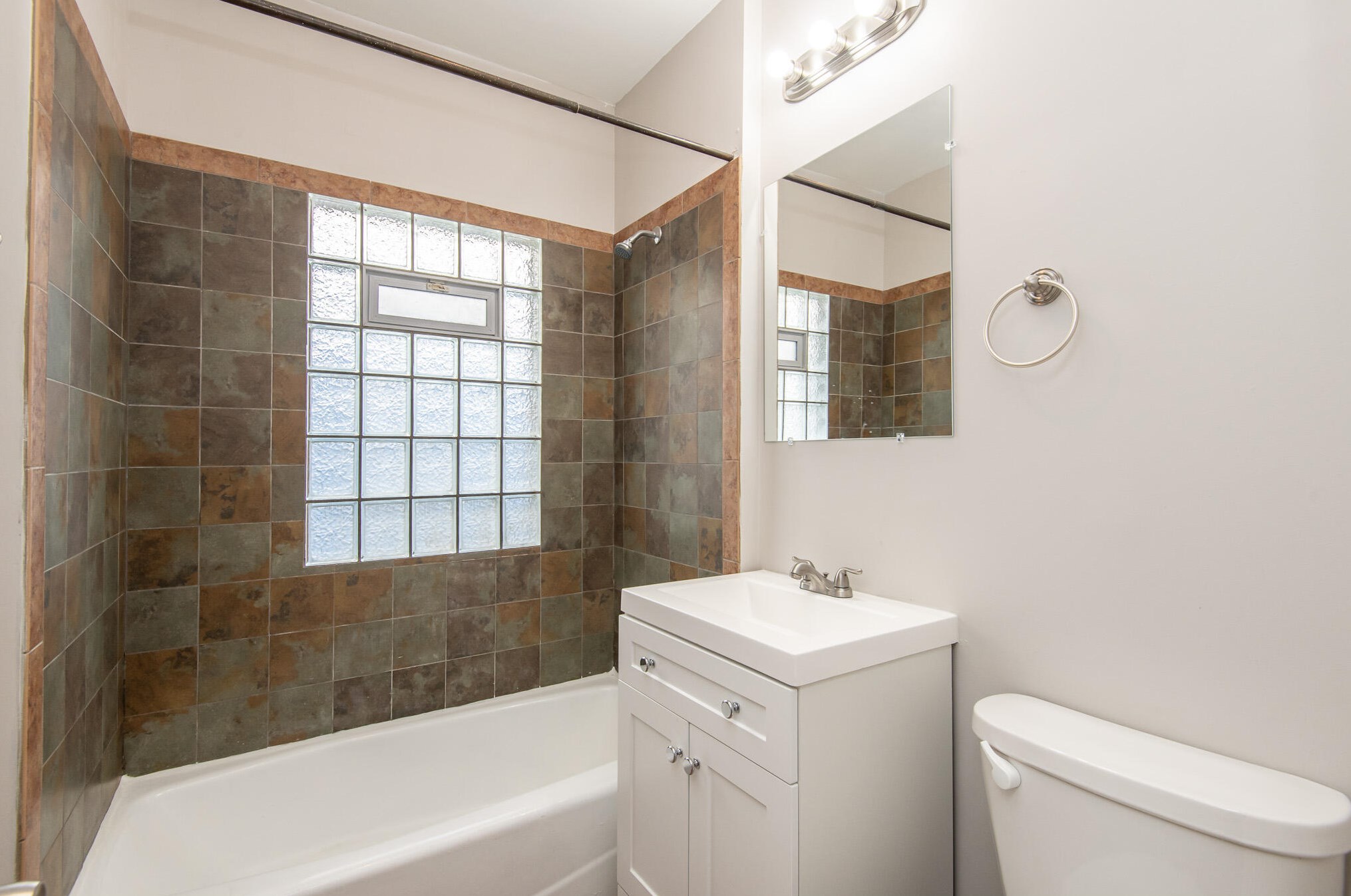 1022 Goold St, Racine WI  53402-4557 exterior