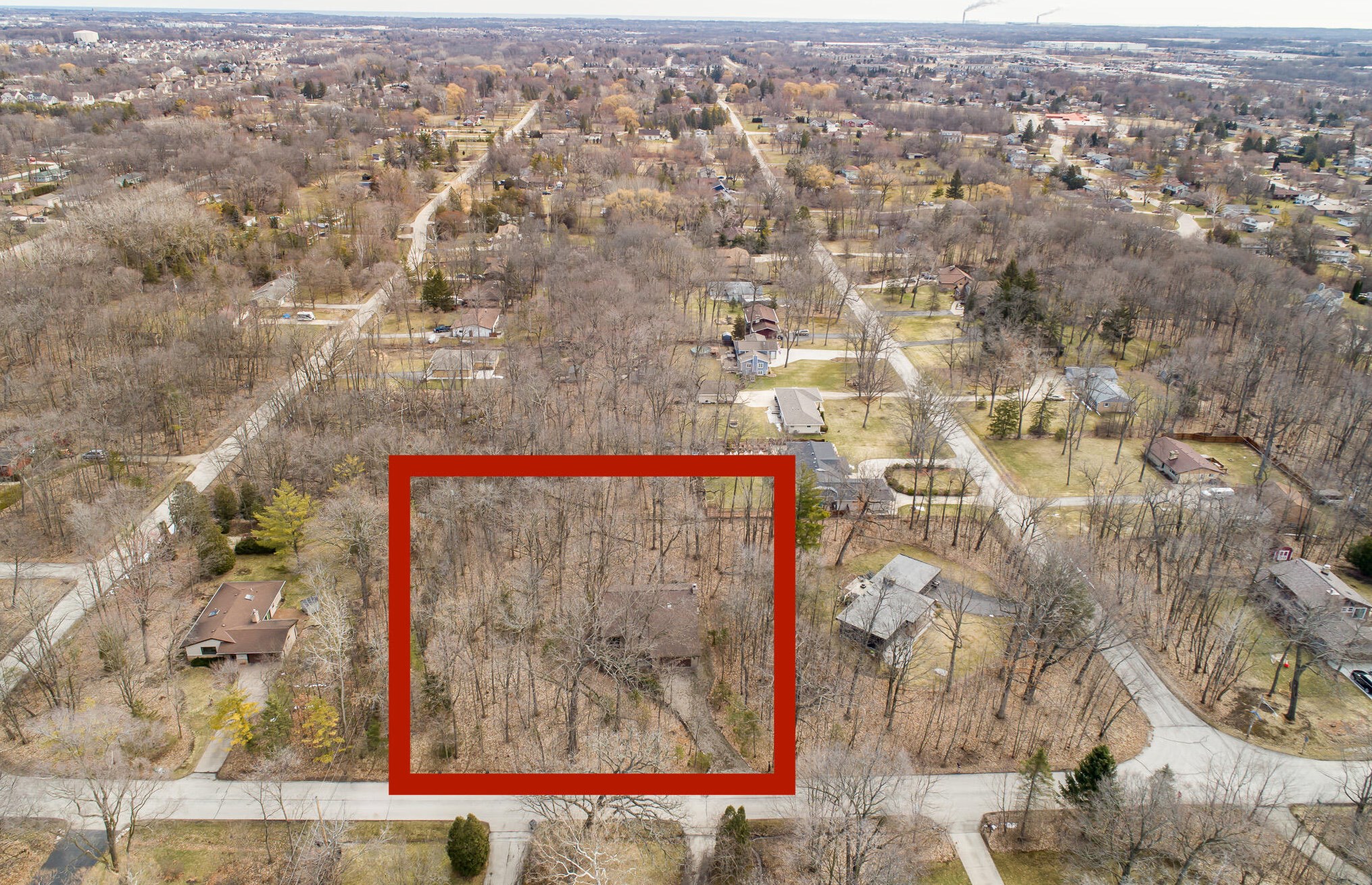 8980 42nd St, Hales Corners, WI 53132-9350
