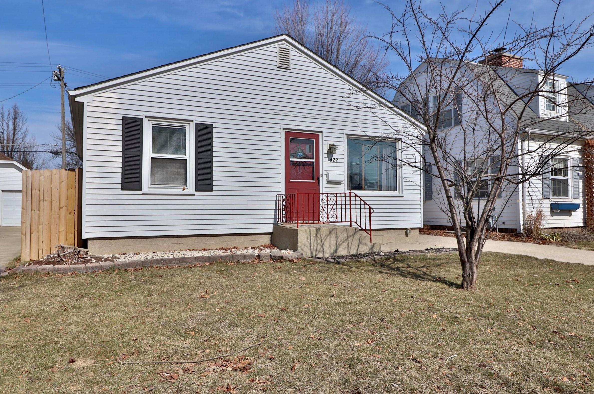 622 William St, Racine, WI 53402-4234
