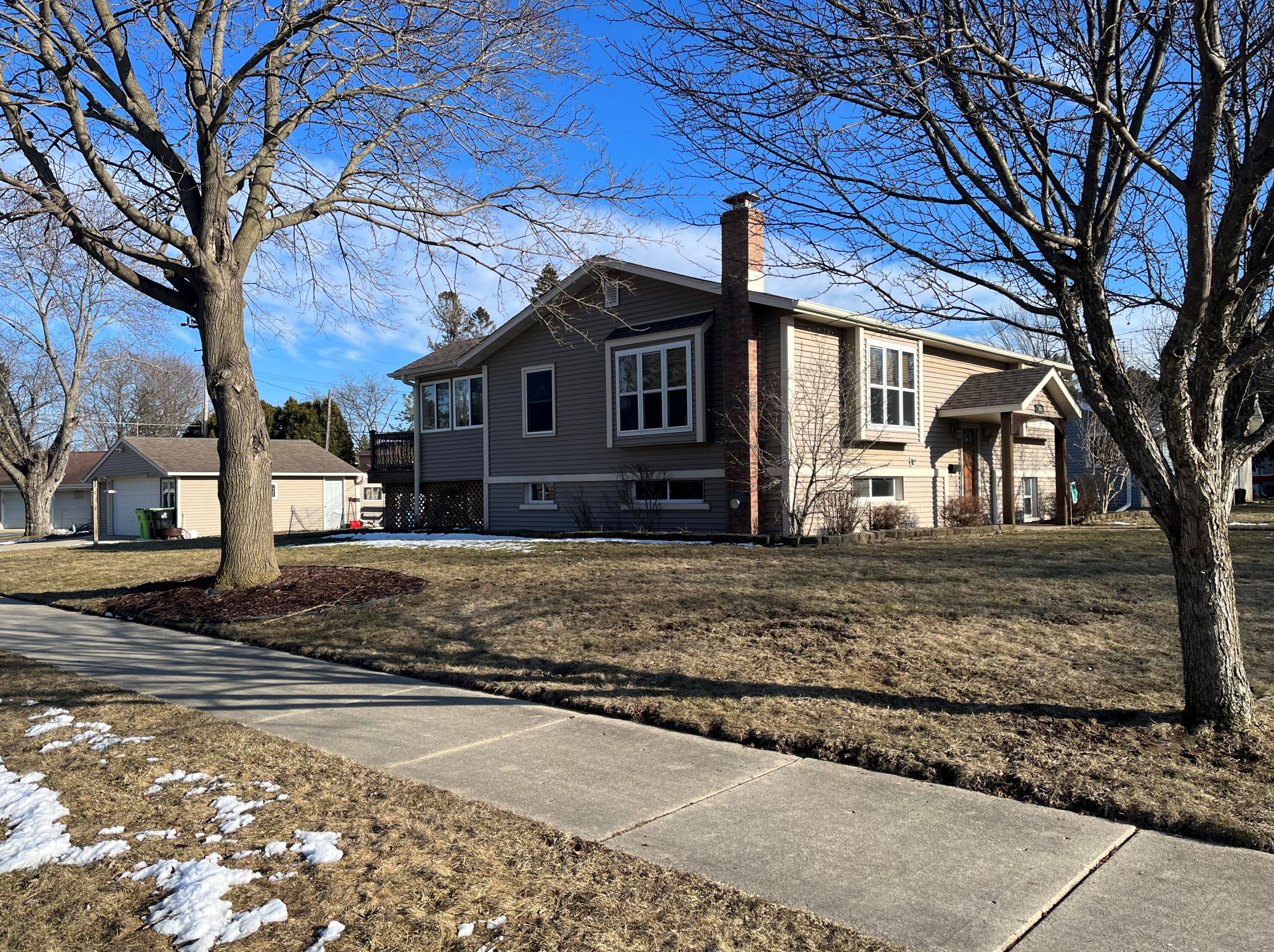 1460 Western Ave, Kewaskum, WI 53040