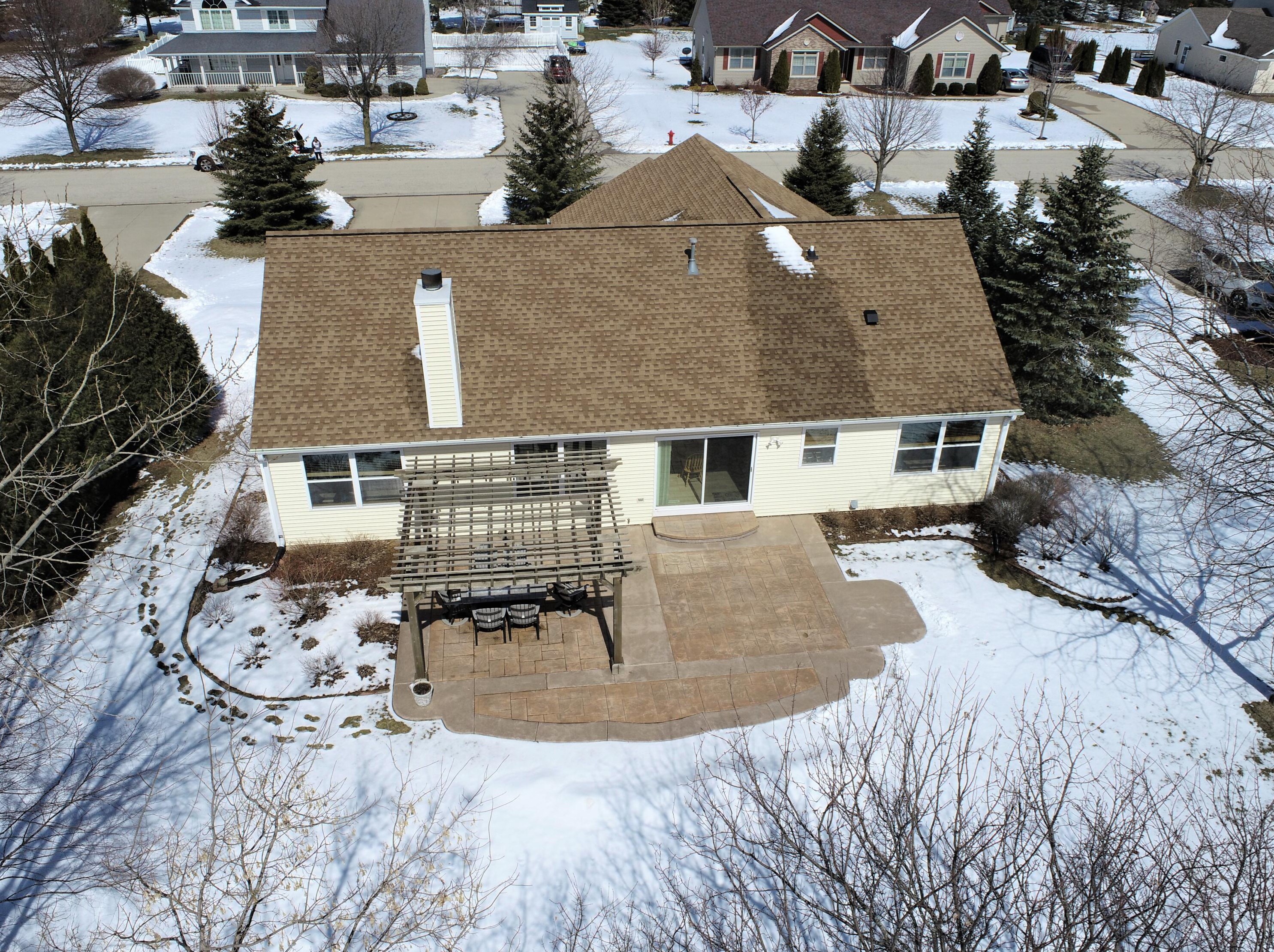 951 S Redding Cir, Belgium, WI 53004