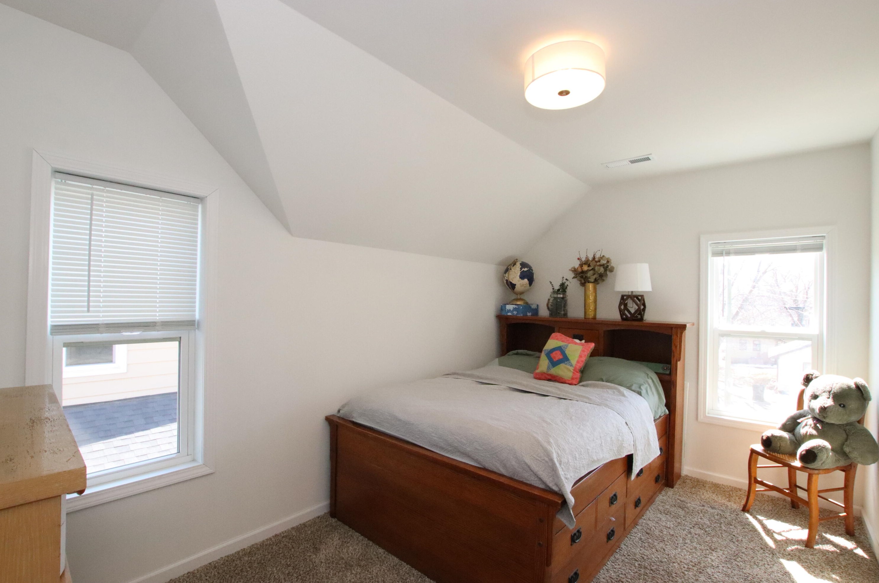 525 Loos St, Hartford WI  53027-1913 exterior