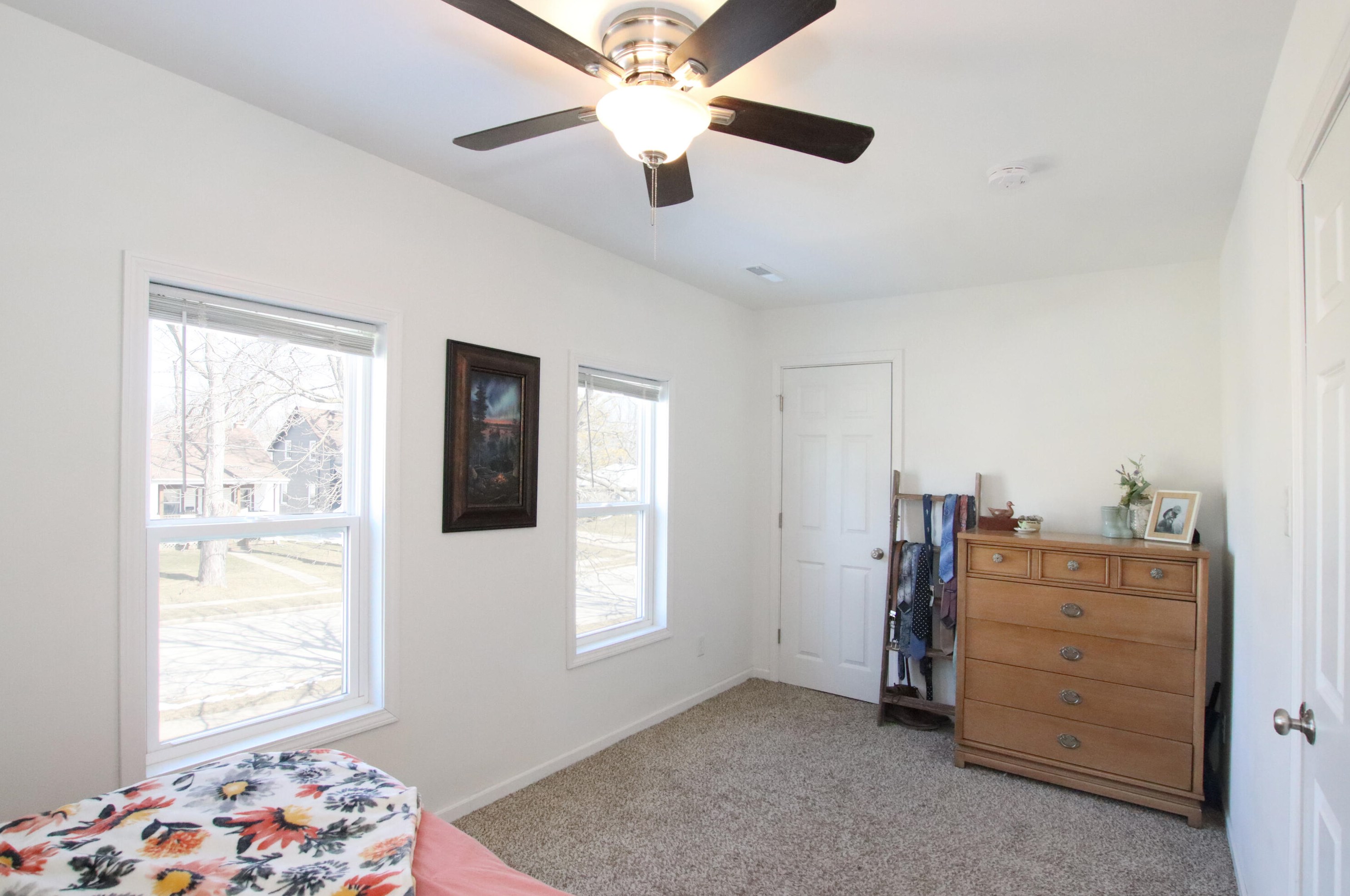 525 Loos St, Hartford WI  53027-1913 exterior