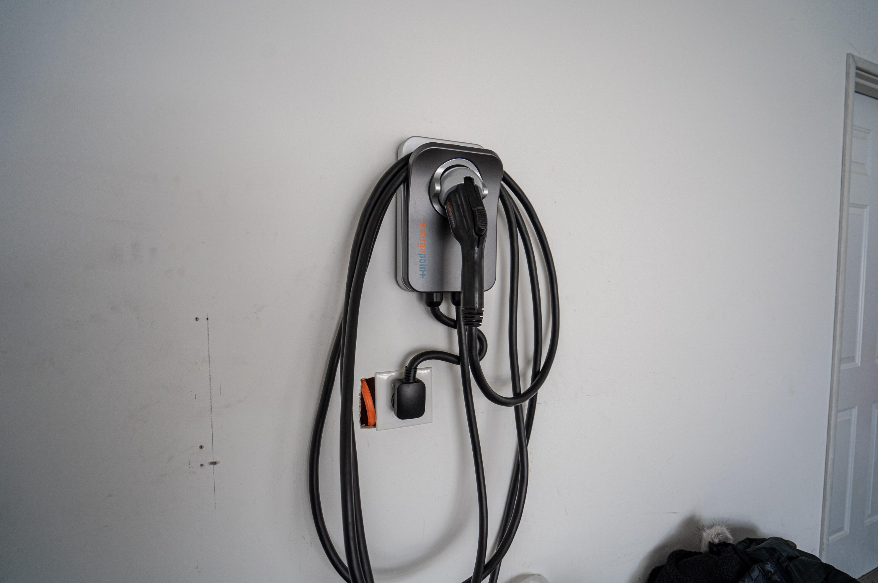 32 Harborview Dr, Racine WI  53403-4601 exterior