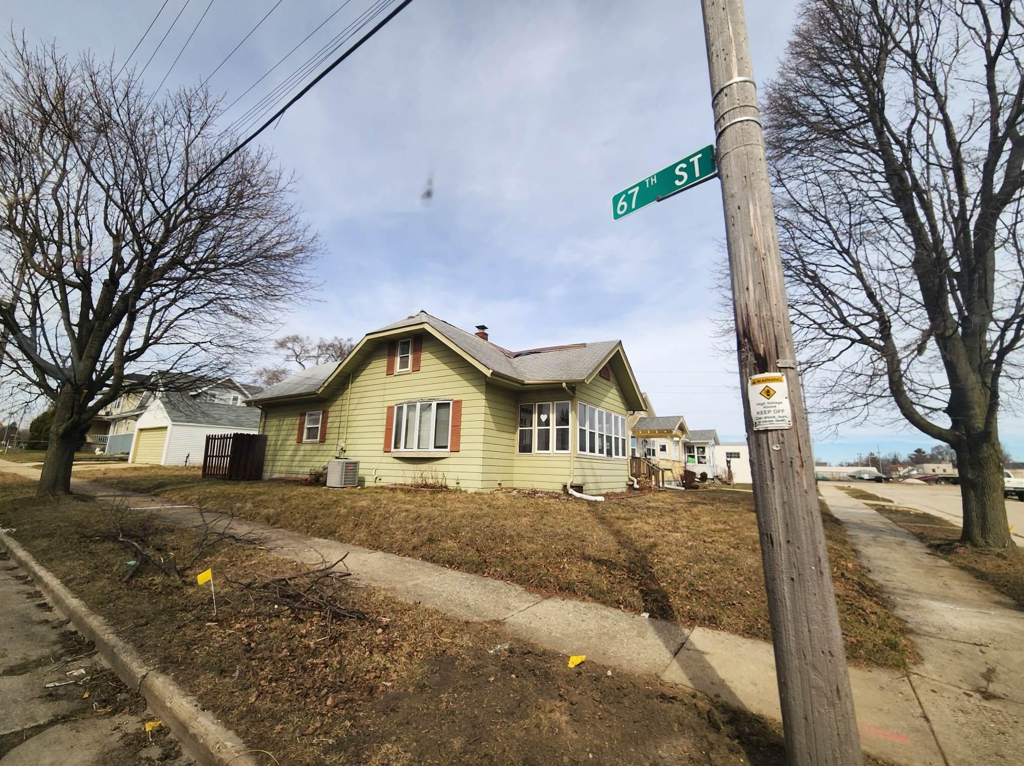 6630 37th Ave, Kenosha WI  53142-7101 exterior