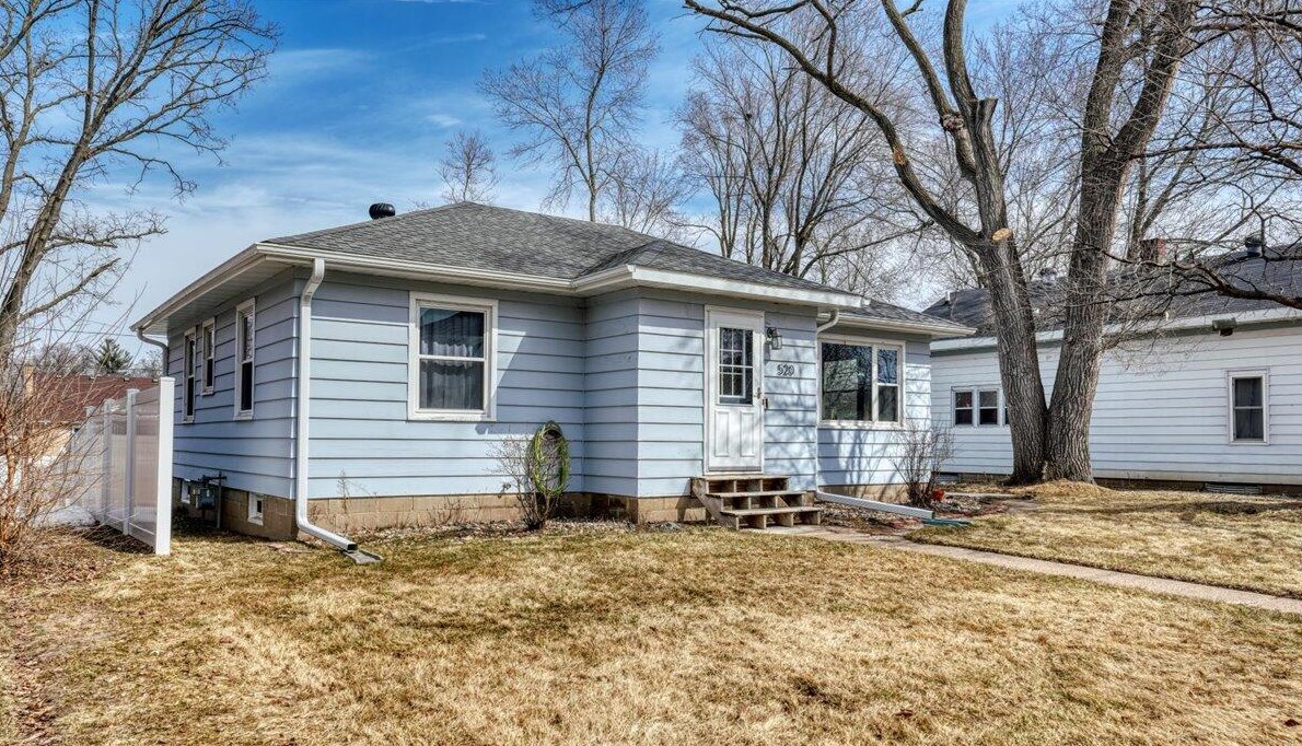 520 Fountain St, Eau Claire, WI 54703-2874
