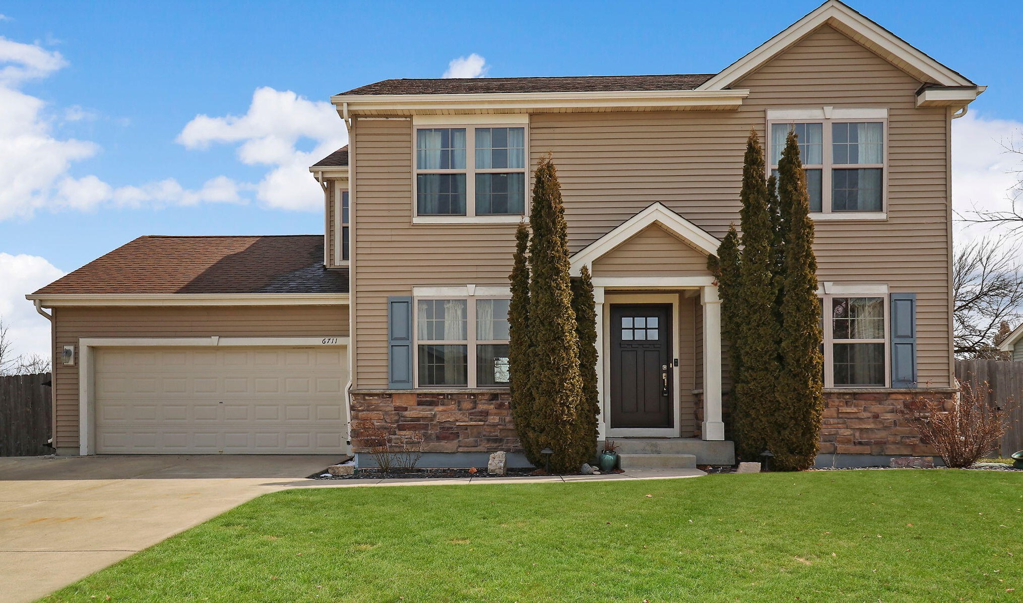 6711 84th Ave, Kenosha, WI 53142