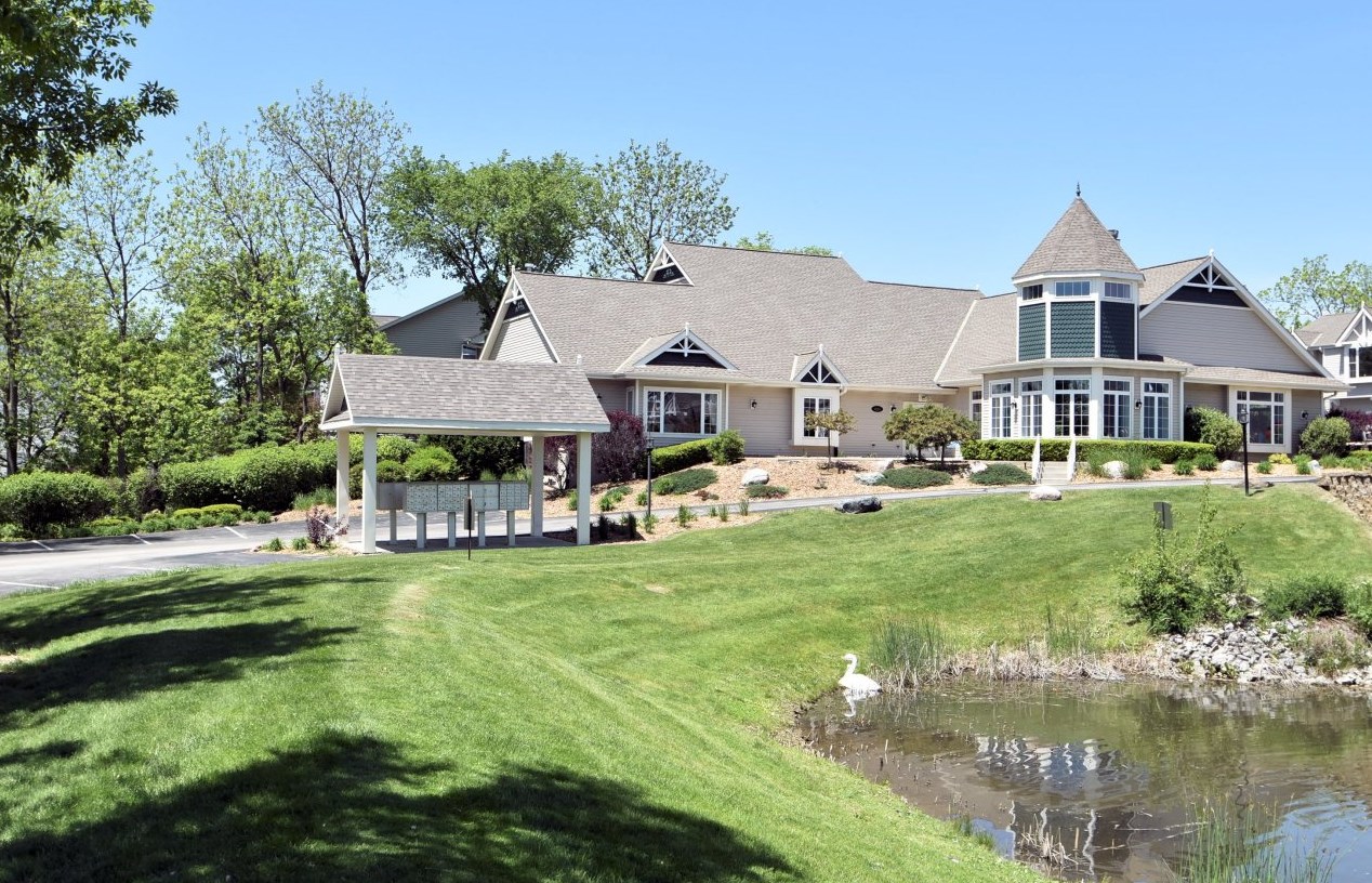 6250 Walnut Ln, Cudahy WI  53110-3455 exterior