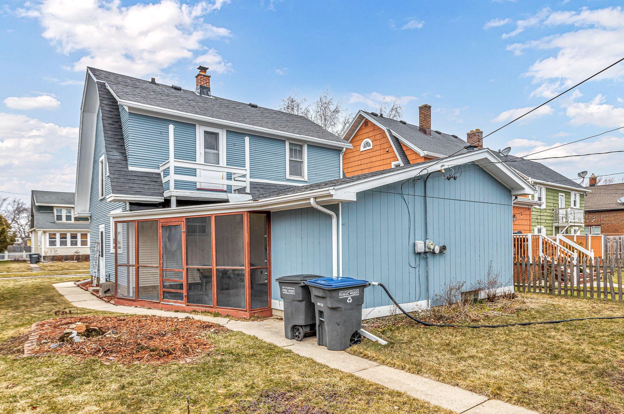 2519 Elizabeth St, Sheboygan, WI 53083-4745