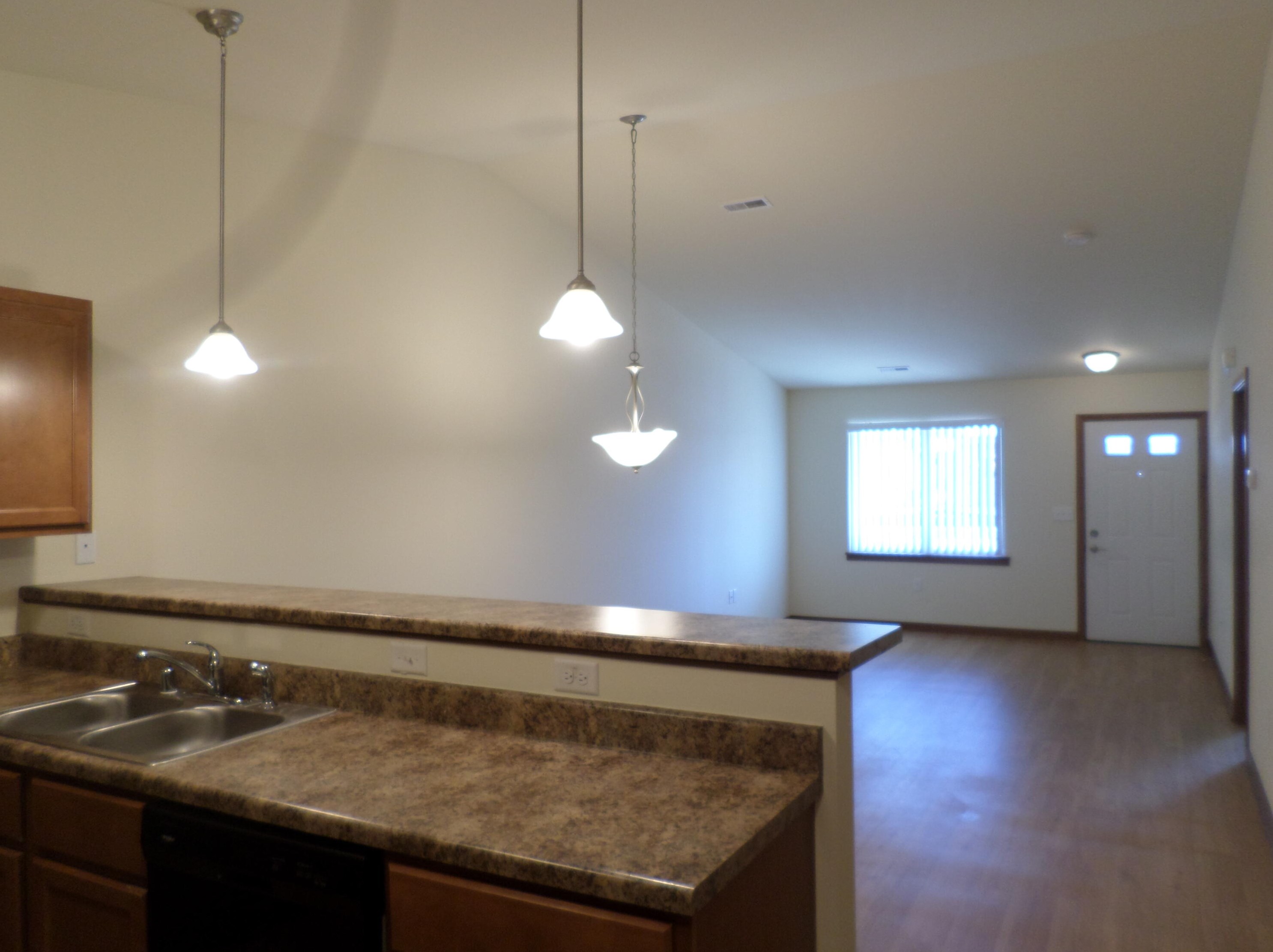 2820 21st St #5, Kenosha, WI 53140