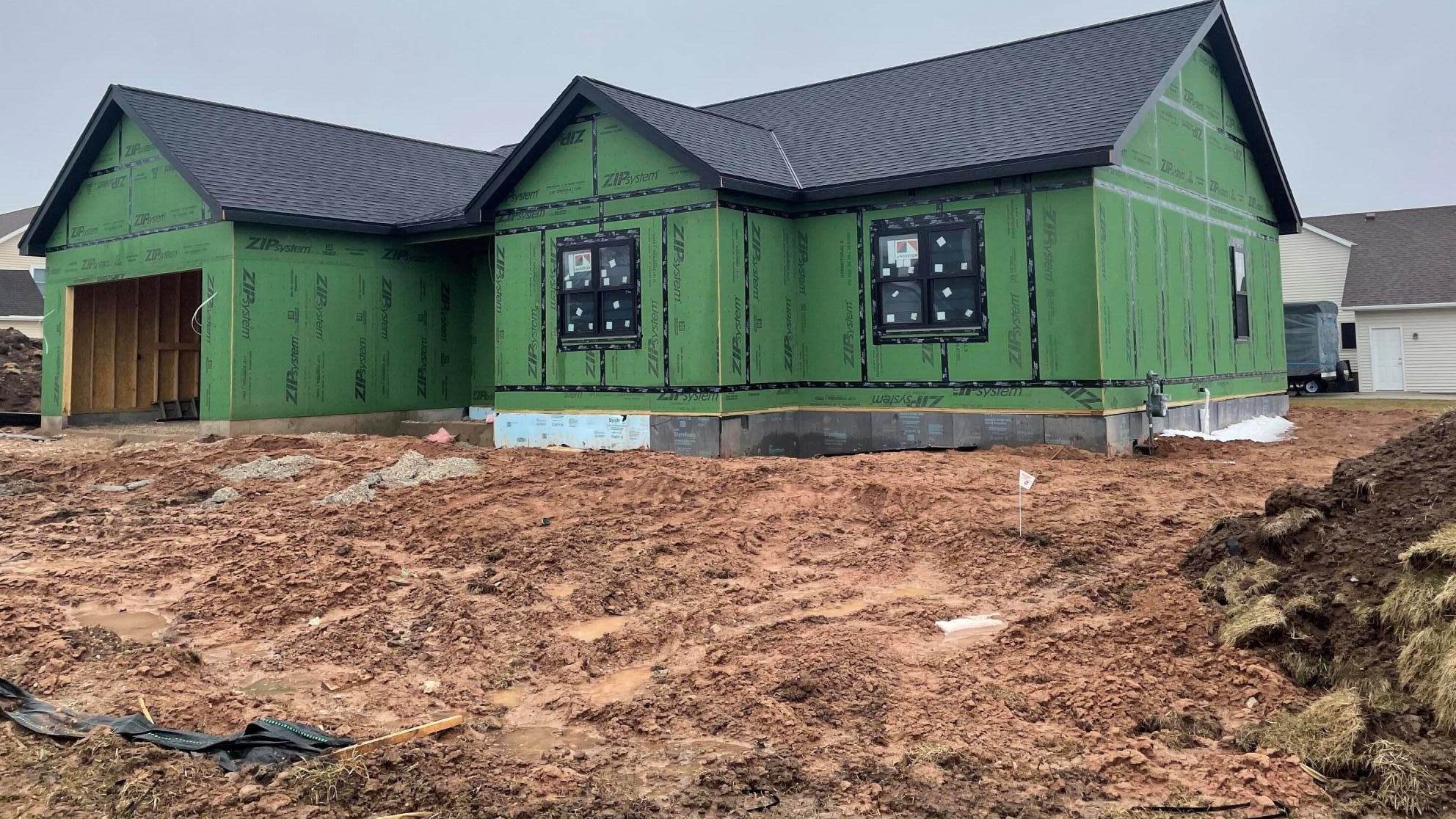 257 E Redding Cir, Belgium, WI 53004