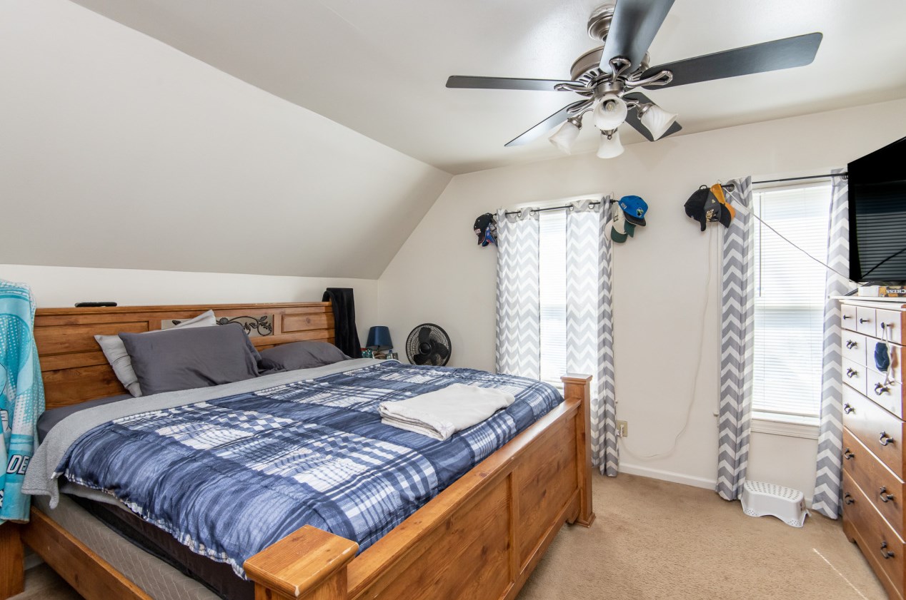3708 E Somers Ave, Cudahy, WI 53110