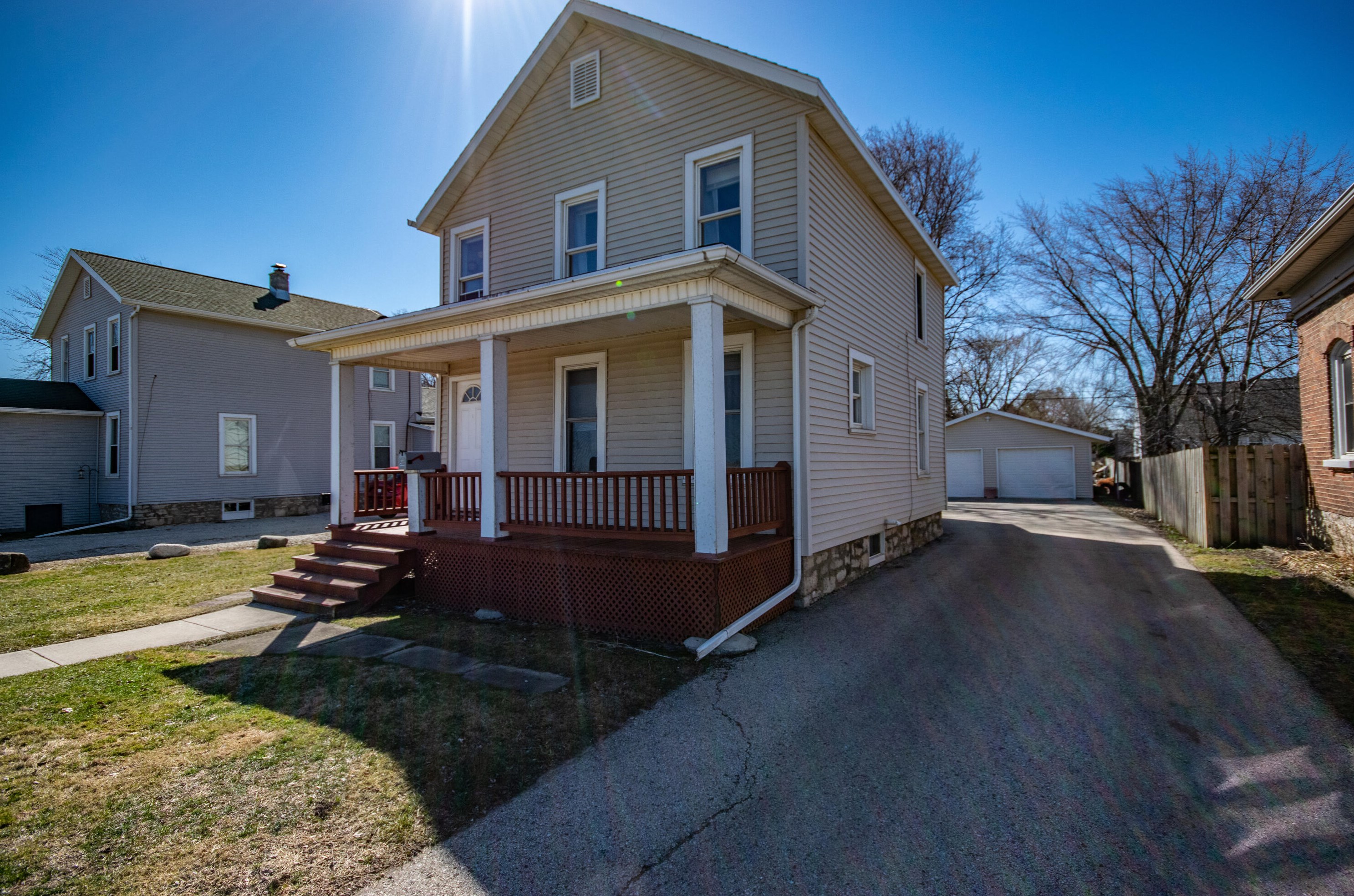 58 W Scott St, Fond du Lac, WI 54935
