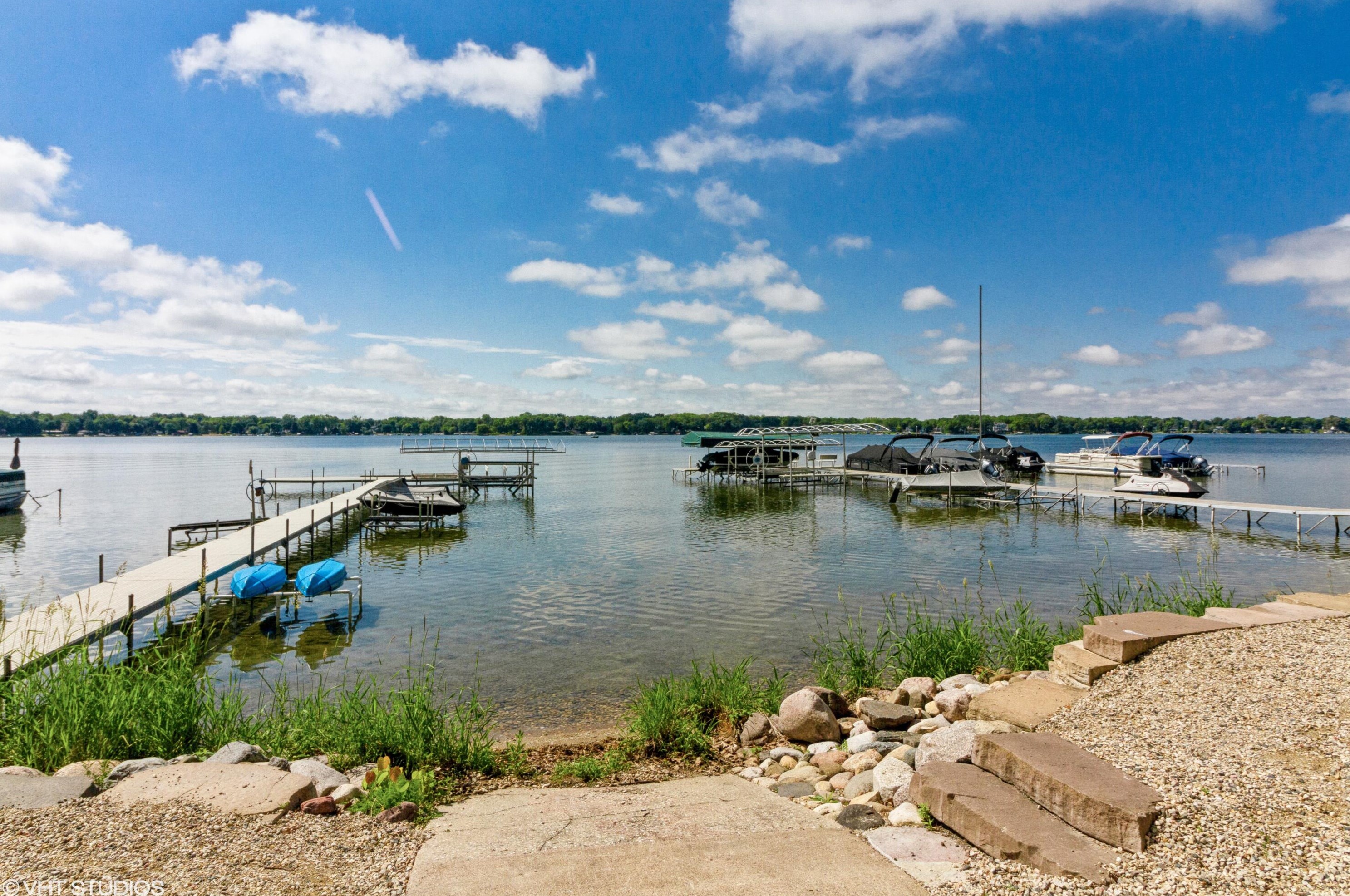 39813 Bloomfield Rd, Lyons, WI 53105-8612