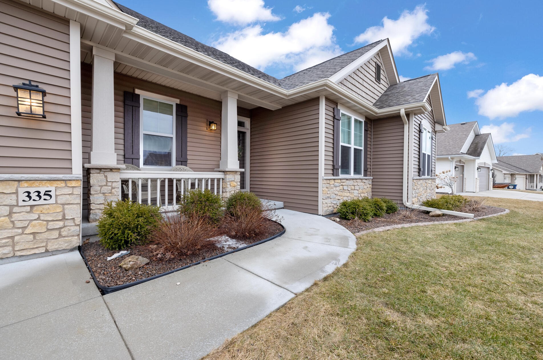 335 Deer Meadow Dr, Waubeka, WI 53021-9372