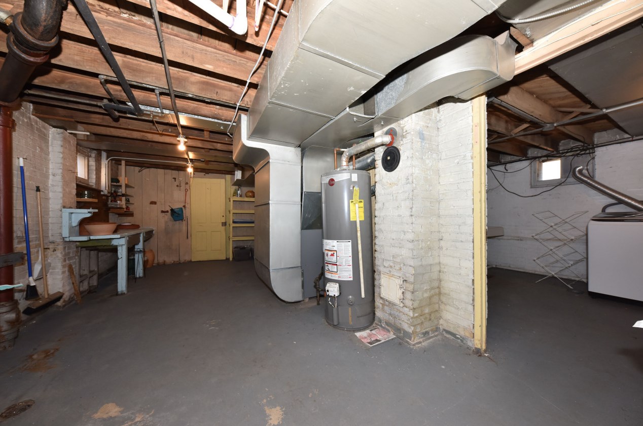 2514 12th St, Sheboygan WI  53083-4769 exterior
