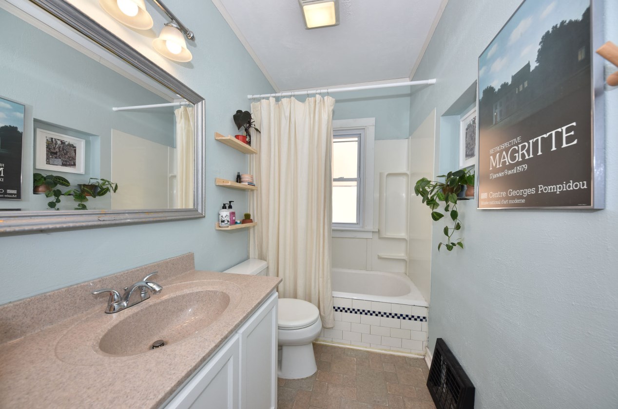 2514 12th St, Sheboygan WI  53083-4769 exterior