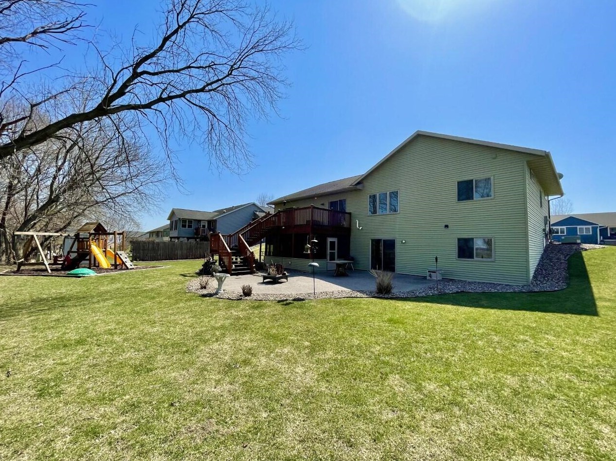 818 Meadow View St, Newburg Corners, WI 54614