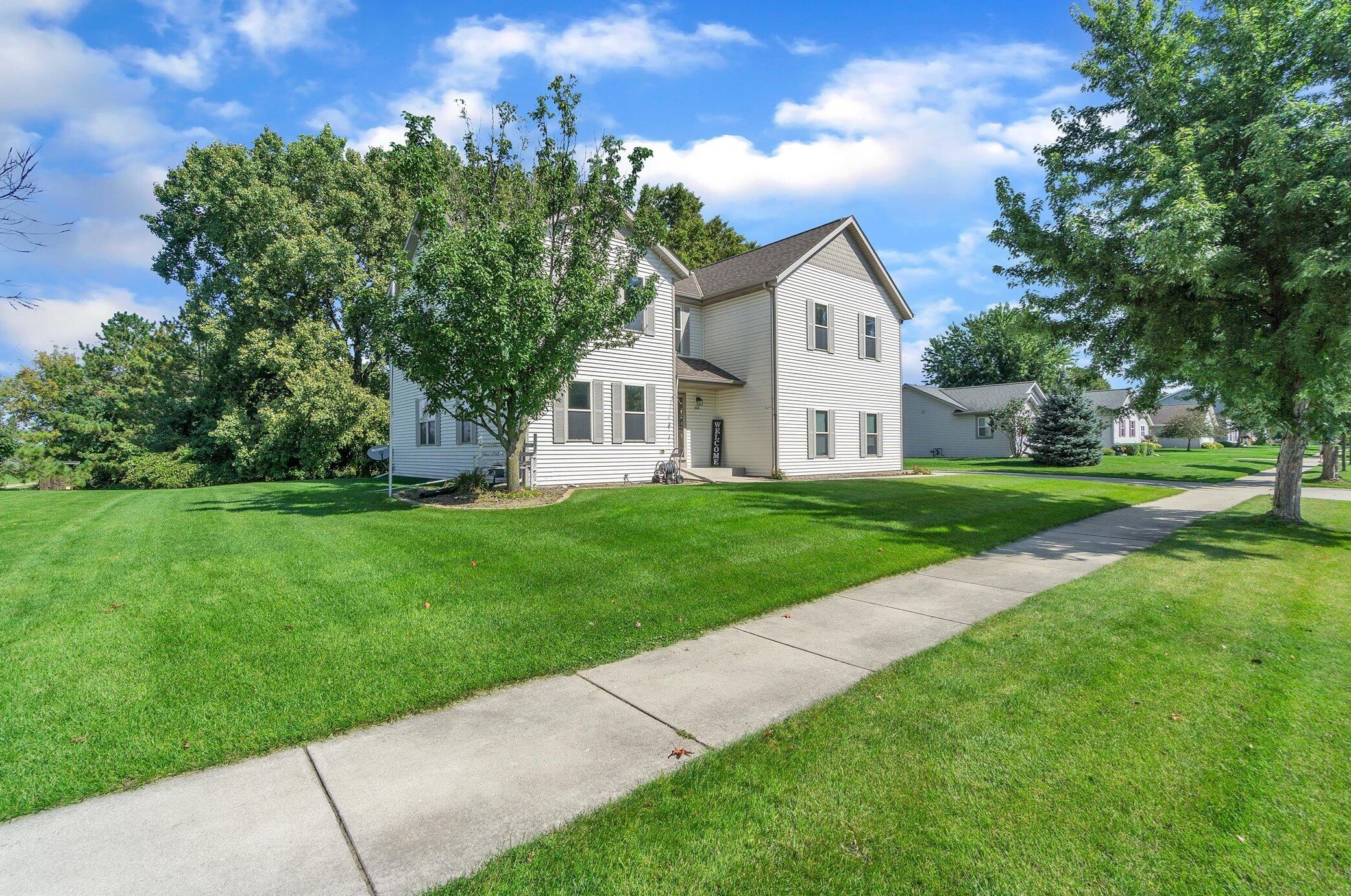 842 Dakota Dr, Hartford, WI 53027