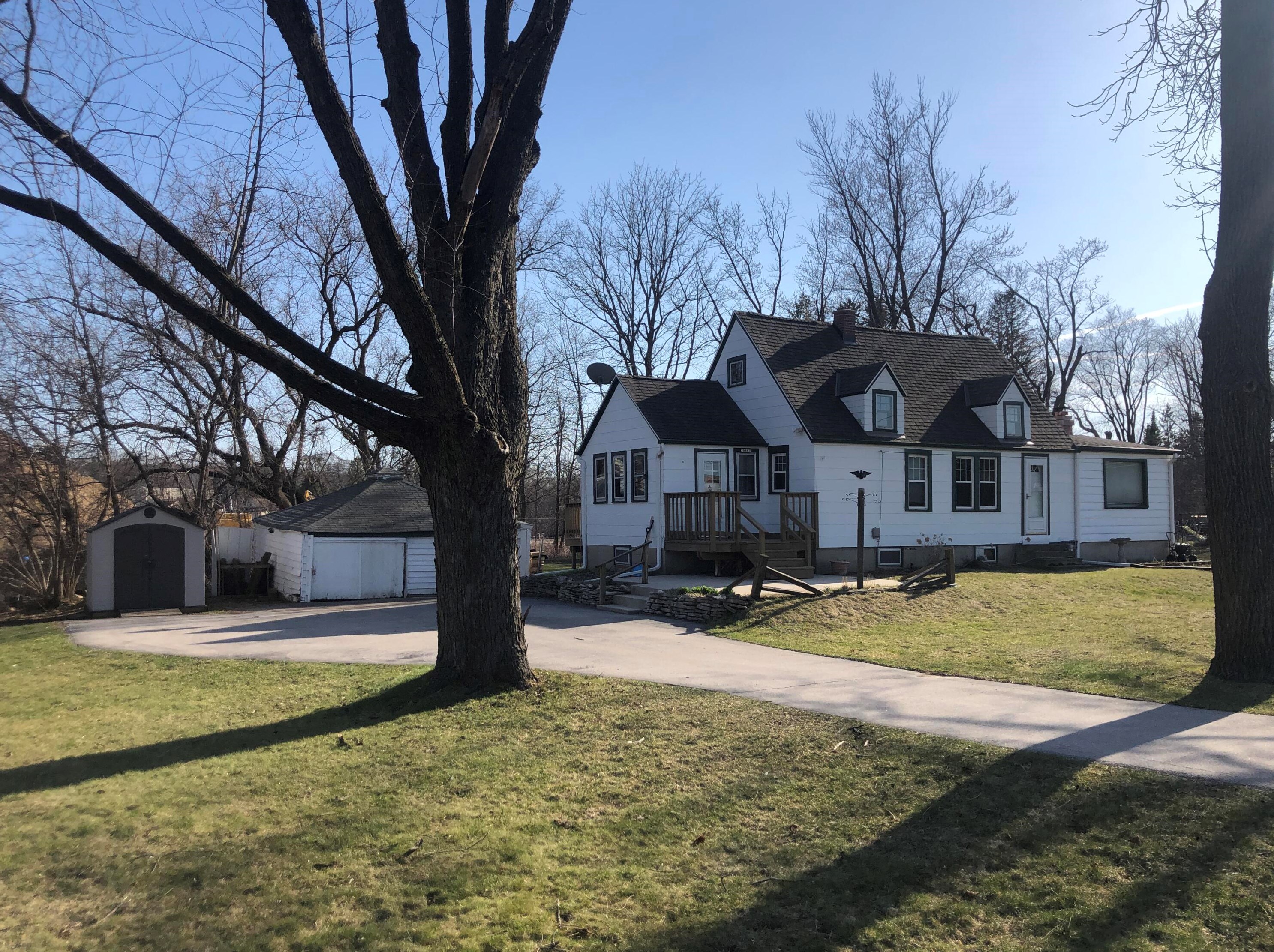 20887 W Good Hope Rd, Lannon, WI 53046