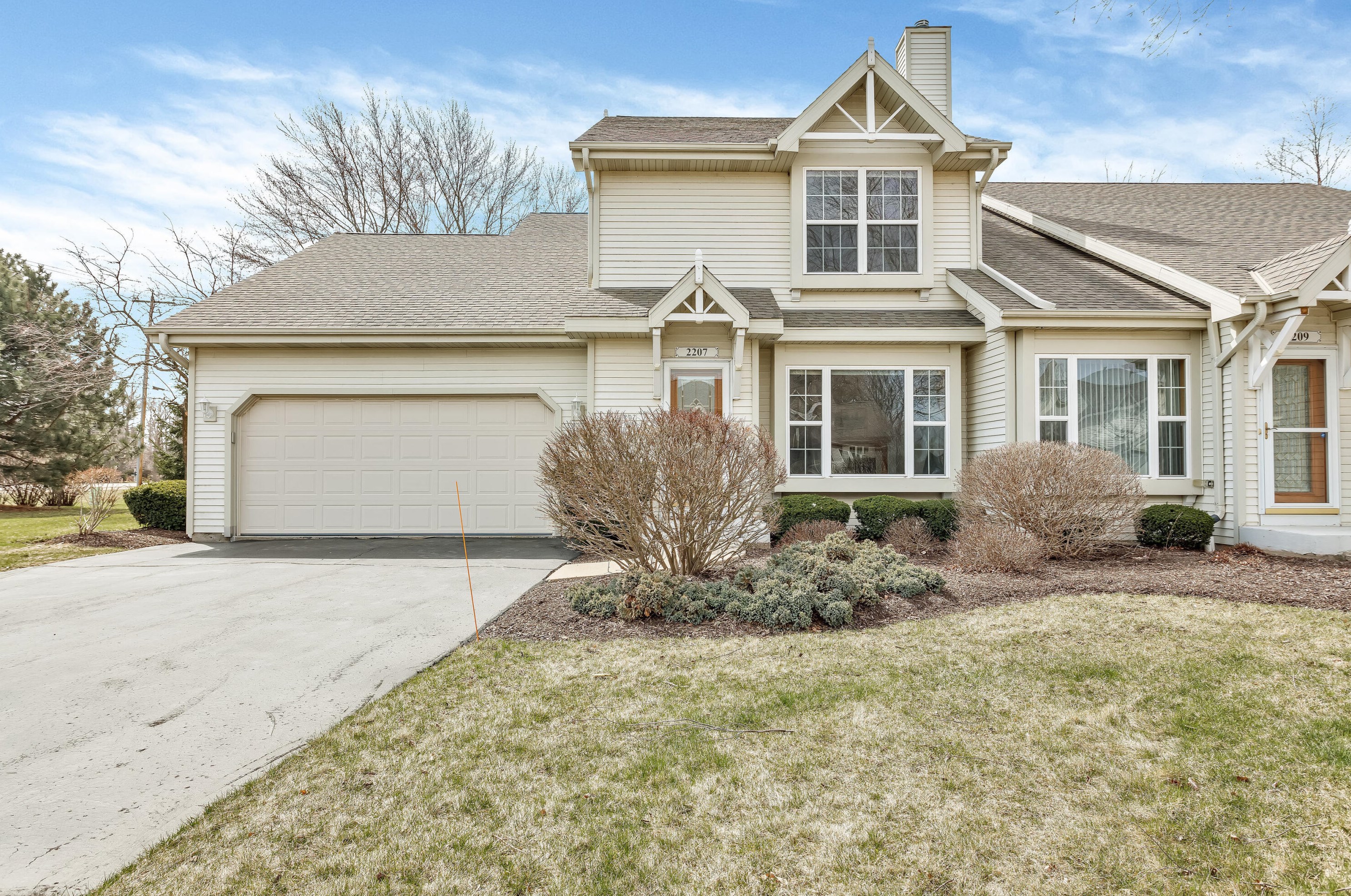 2207 11th St, Kenosha, WI 53140