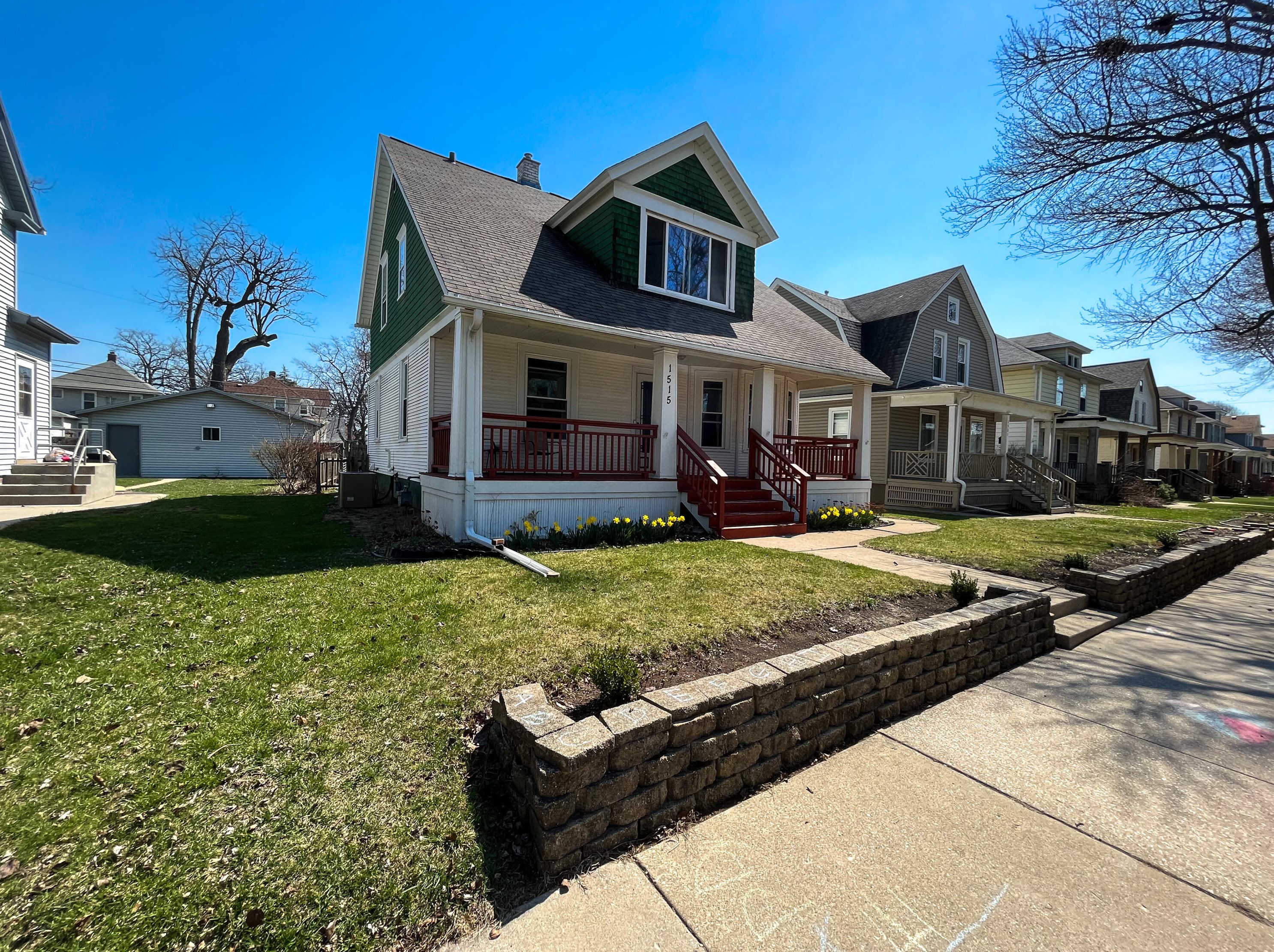 1515 Flett Ave, Racine, WI 53405