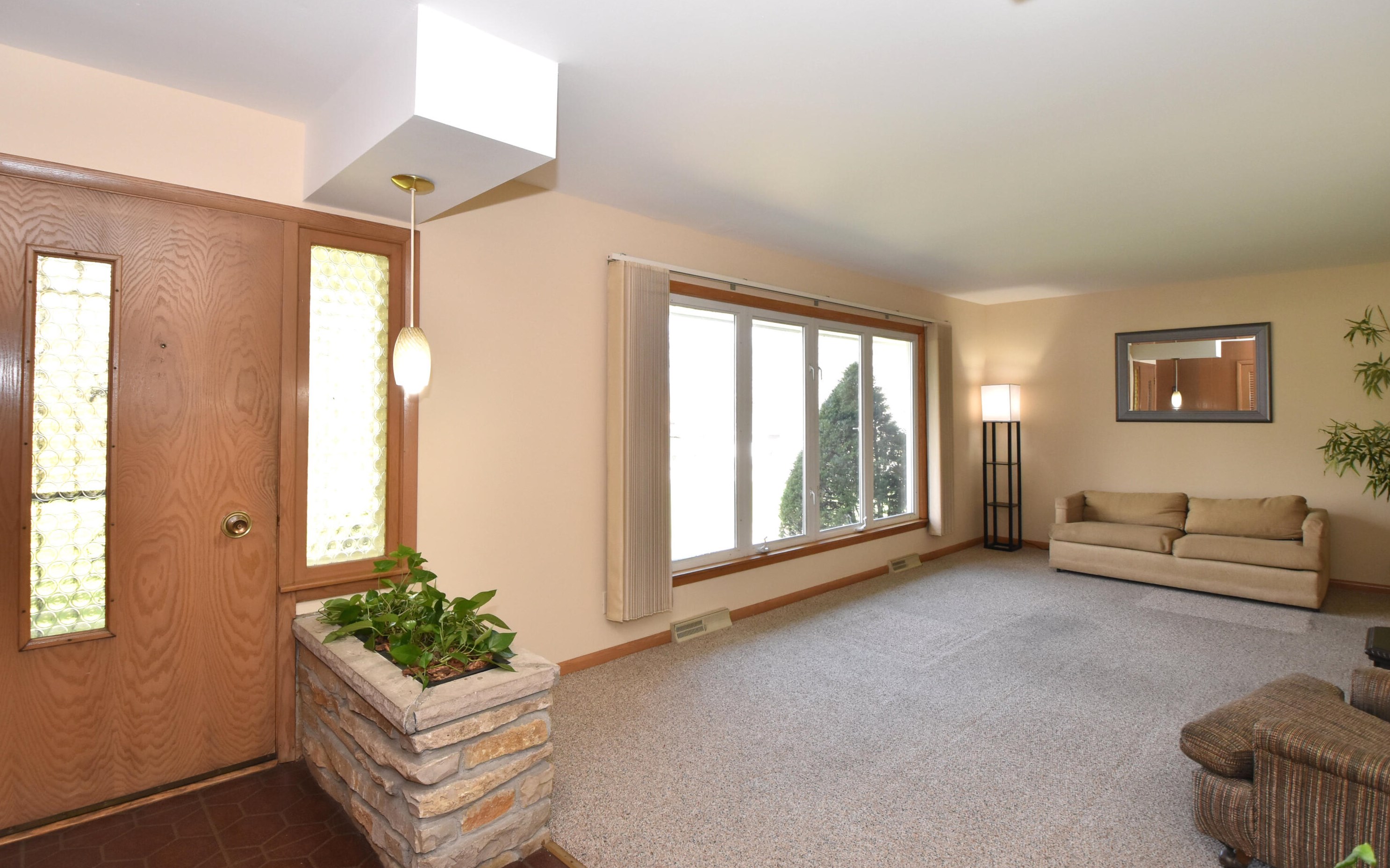 3172 S El Dorado Dr, Waukesha, WI 53151