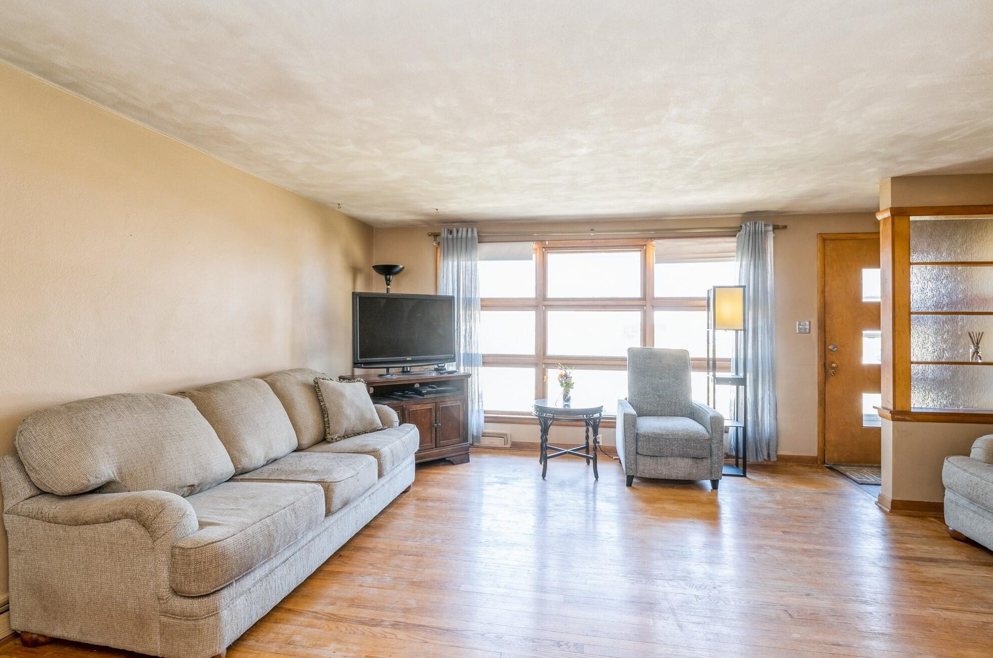 2619 Johnson Rd, Kenosha, WI 53143