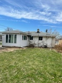 2807 Diane Ave, Racine, WI 53404-1807