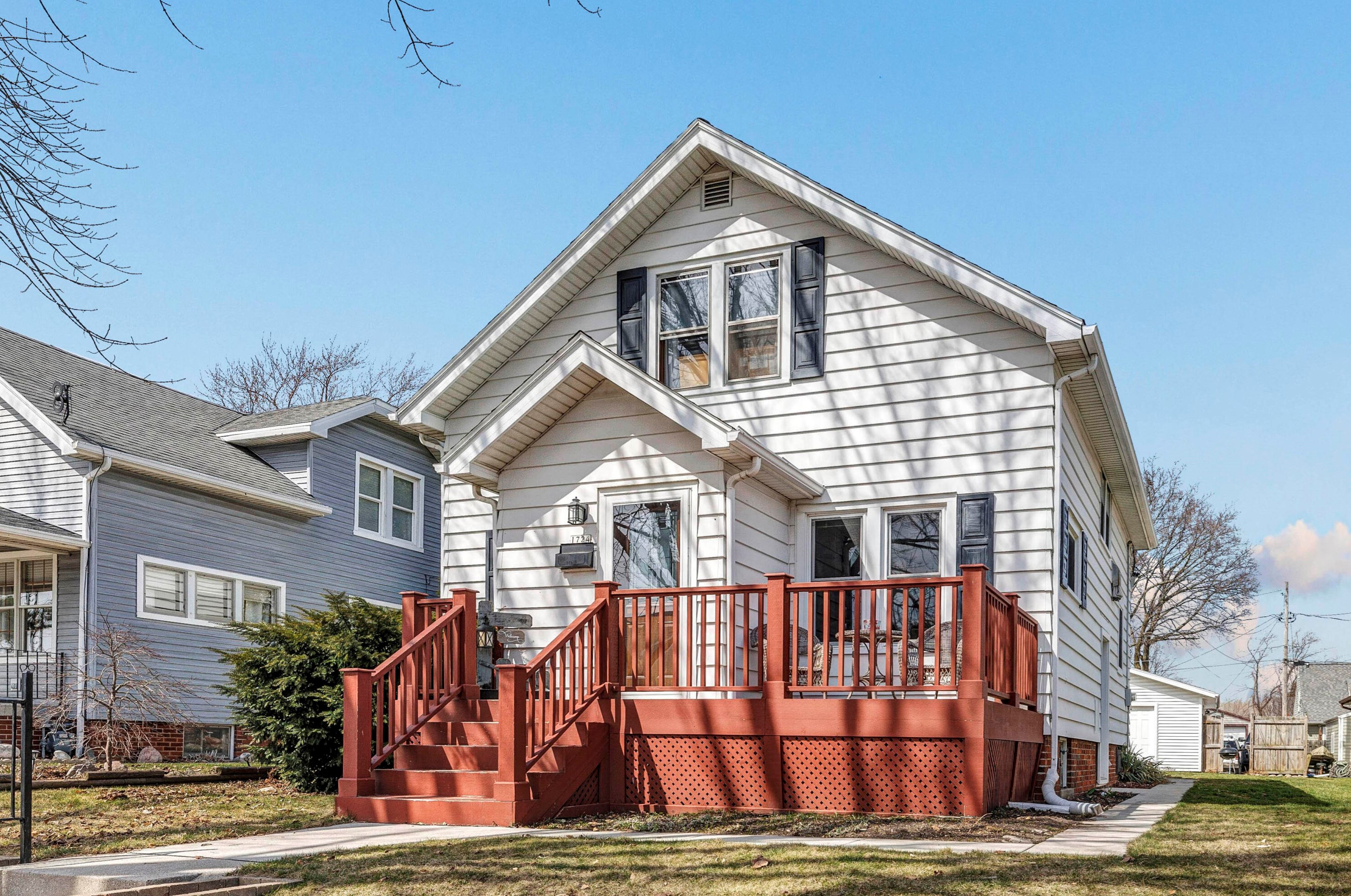 1724 Broadway Ave, Sheboygan, WI 53081-5608