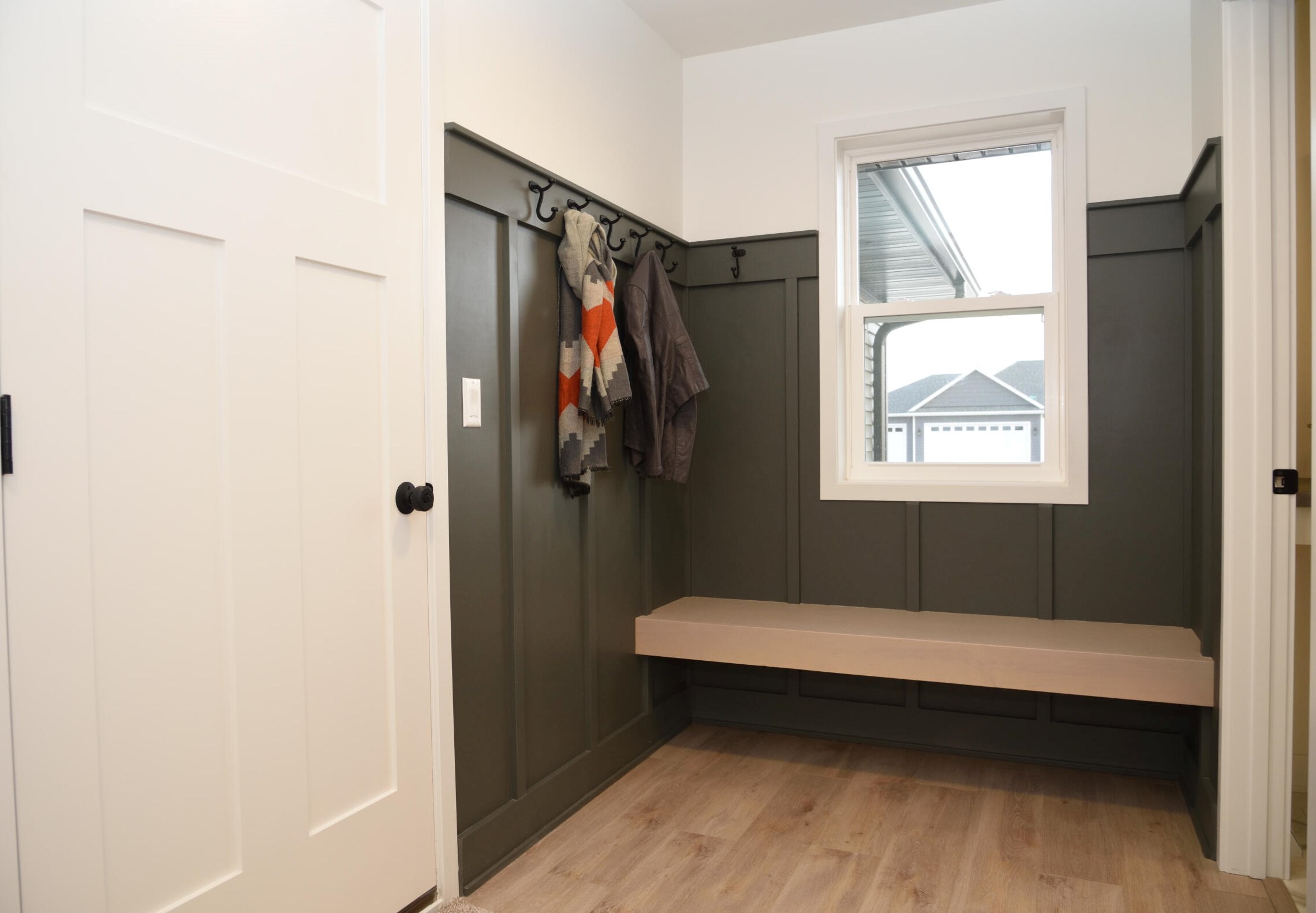 1920 Vincent Dr, Sheboygan WI  53081-8577 exterior