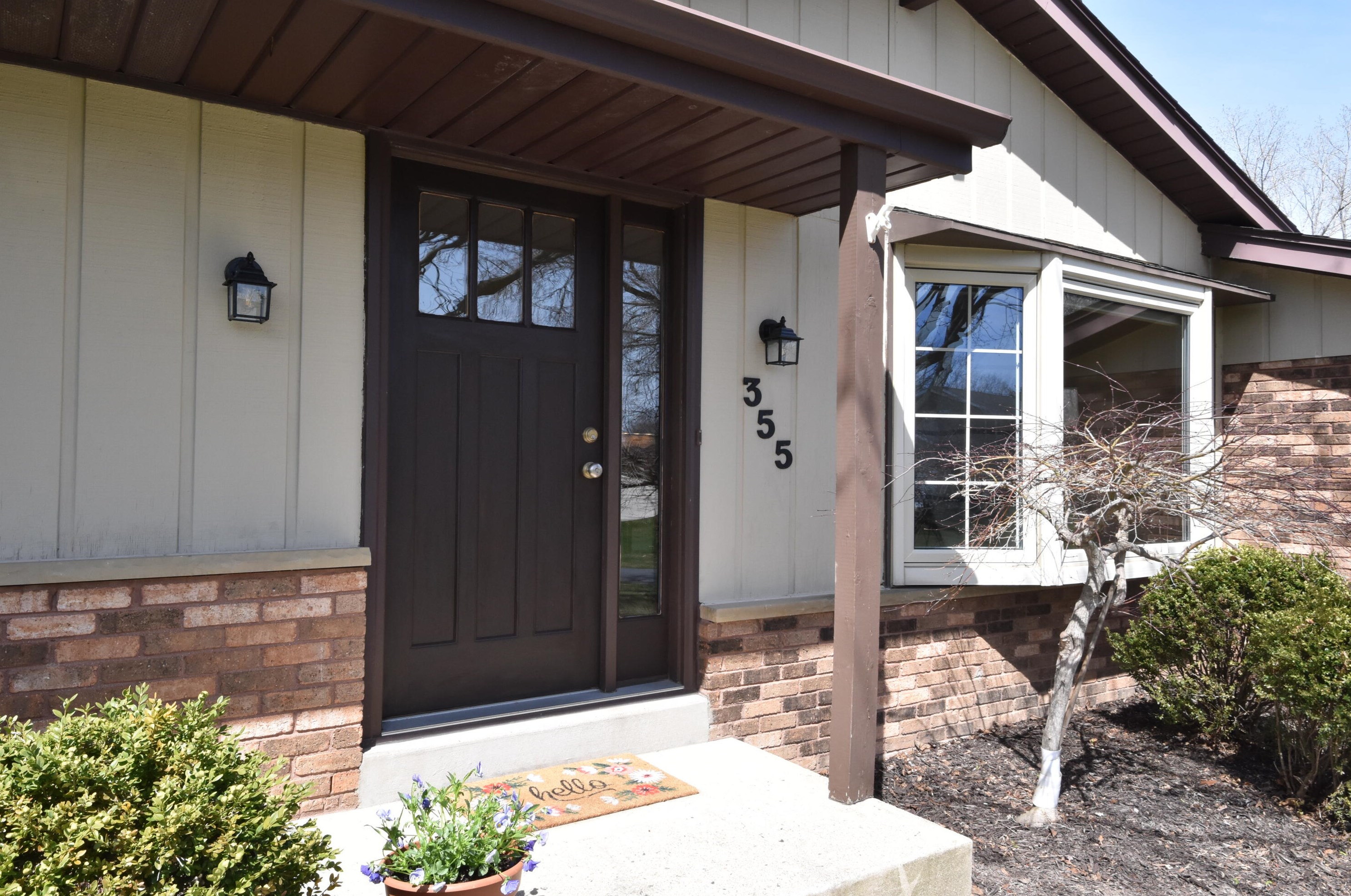 355 167th St, Brookfield, WI 53005-3923