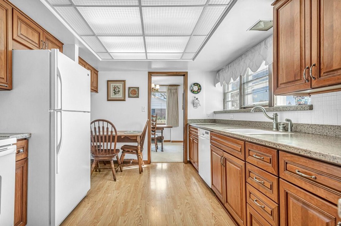 521 S 27th St, Sheboygan, WI 53081