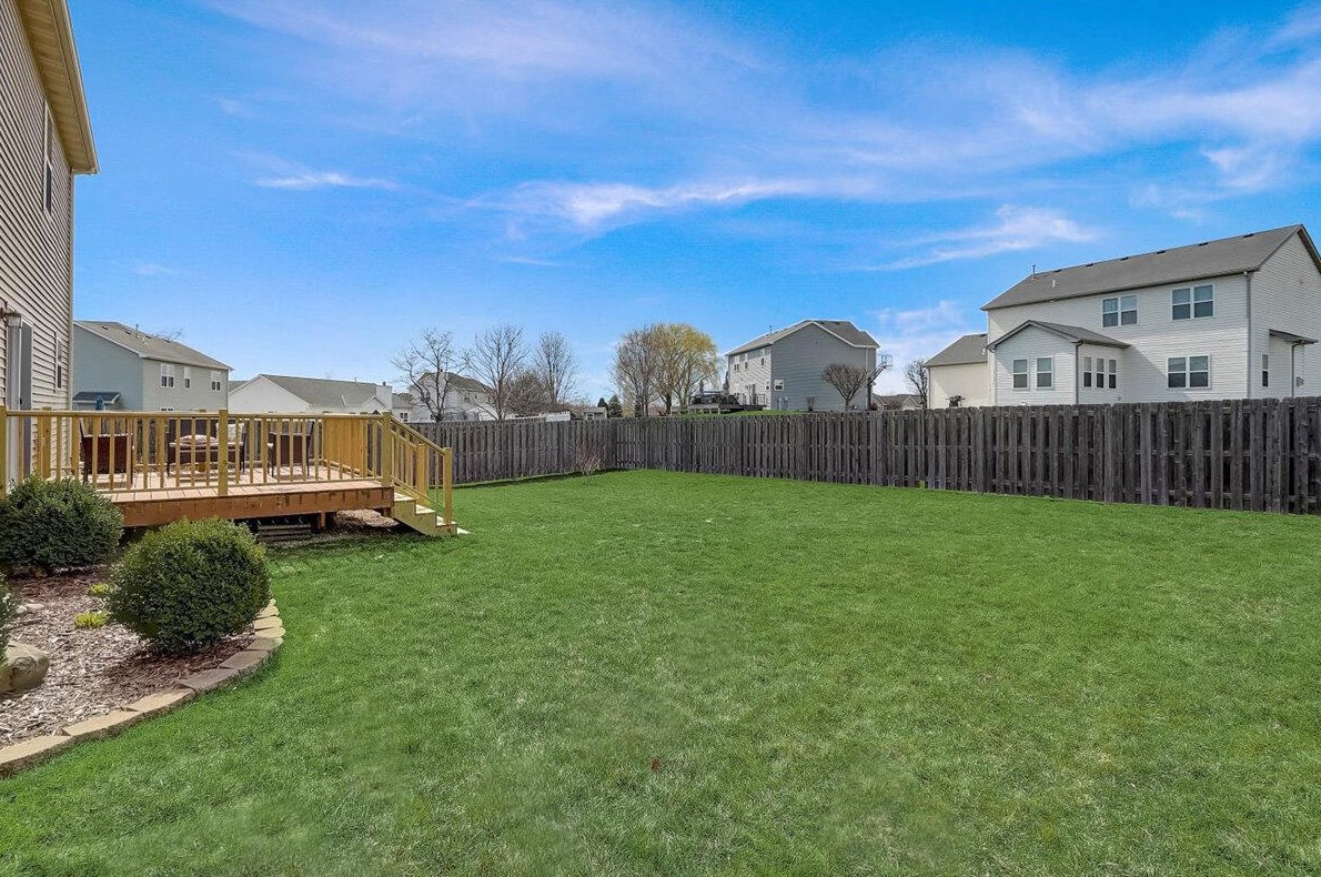 241 W Haven Dr, Watertown, WI 53094