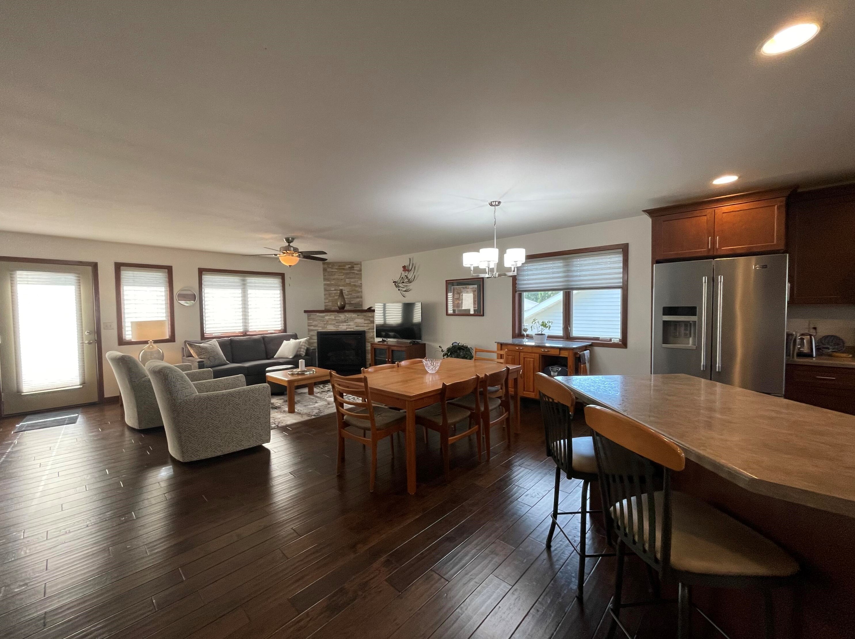 819 Wildwood Ct, La Crescent, MN 55947