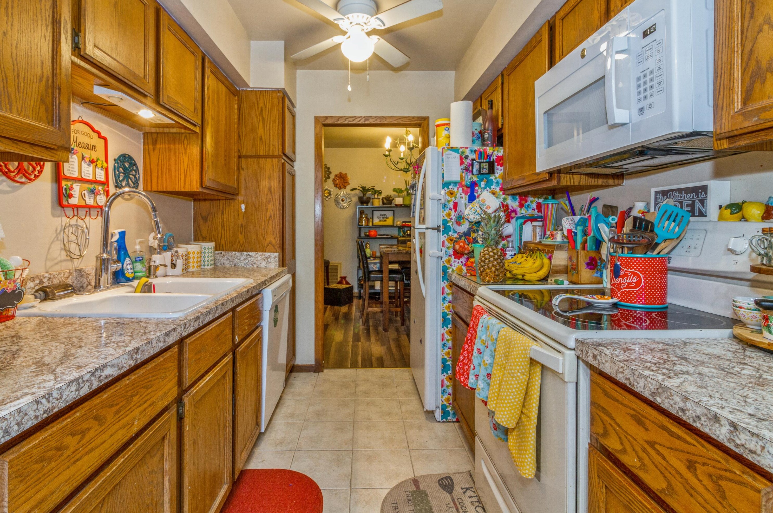 1706 Stone Ln, Delavan, WI 53115-3980