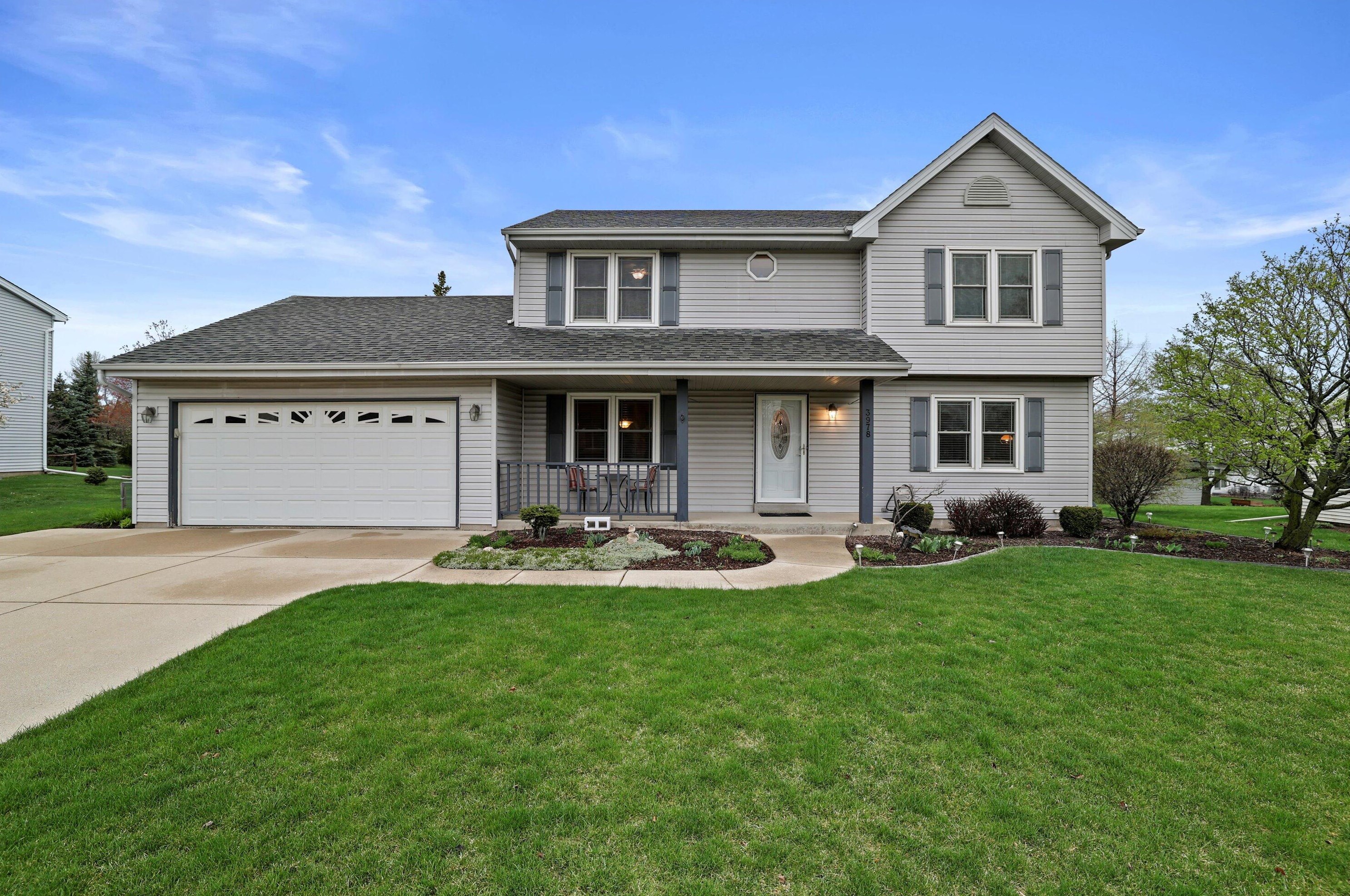 3978 Madison Blvd, Hales Corners WI  53132-9426 exterior