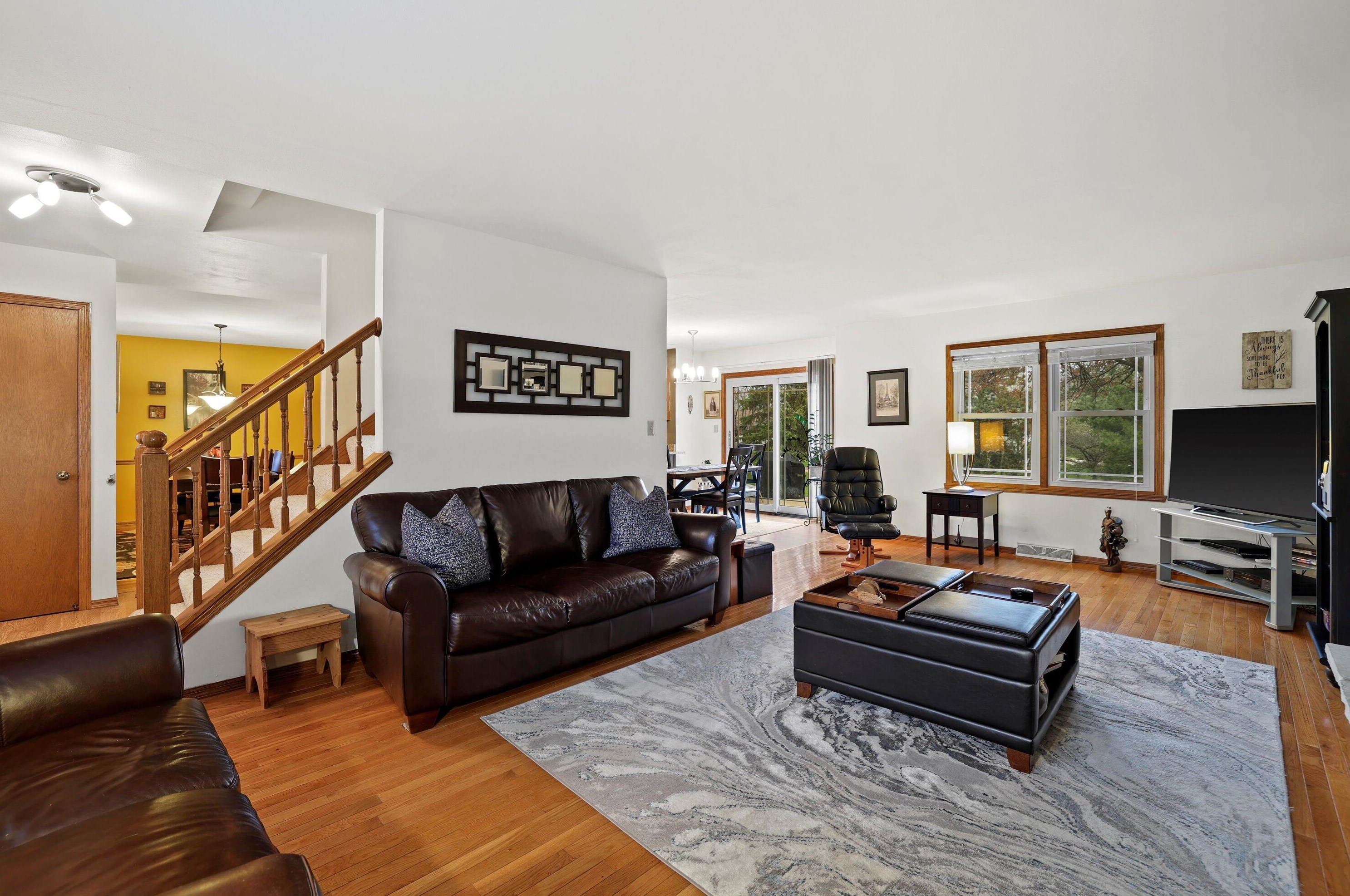 3978 Madison Blvd, Hales Corners WI  53132-9426 exterior