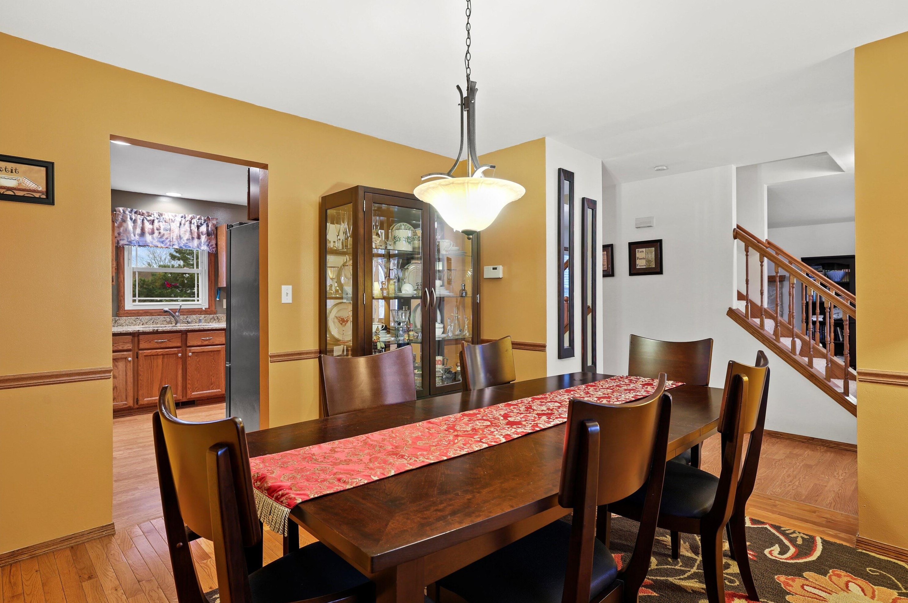 3978 Madison Blvd, Hales Corners WI  53132-9426 exterior