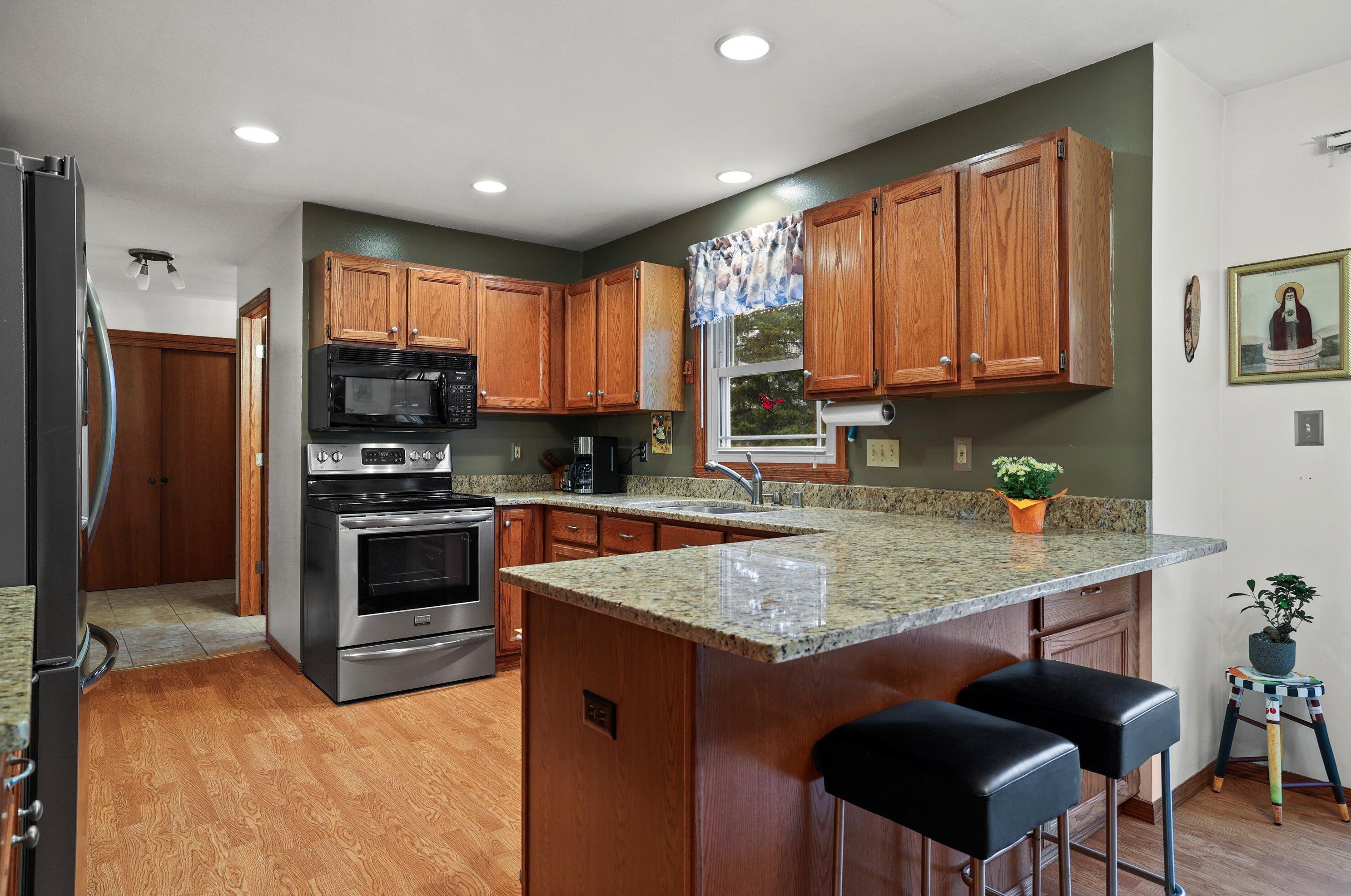 3978 Madison Blvd, Hales Corners WI  53132-9426 exterior