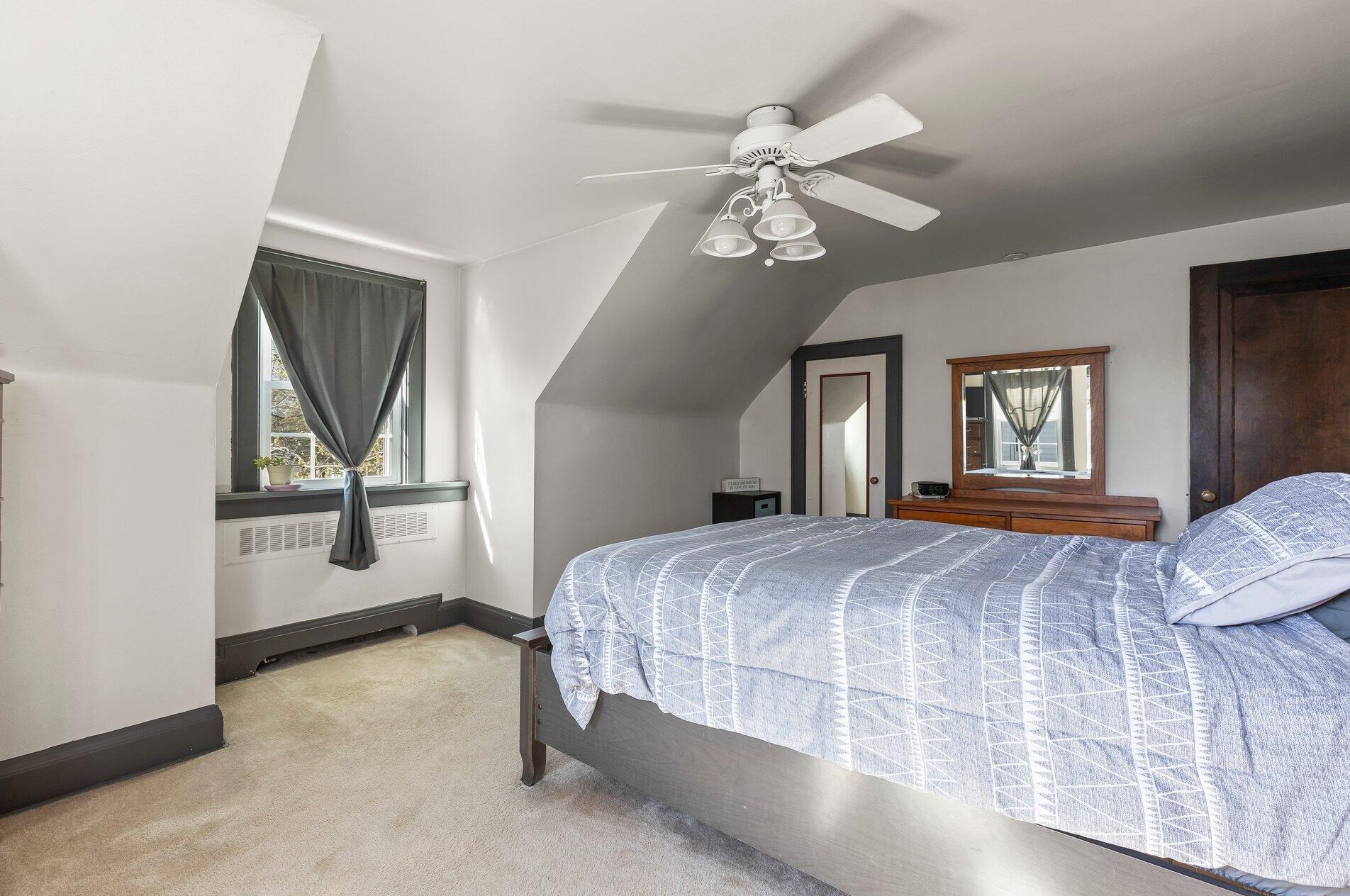 11020 Denis Ave, Hales Corners WI  53130-1855 exterior