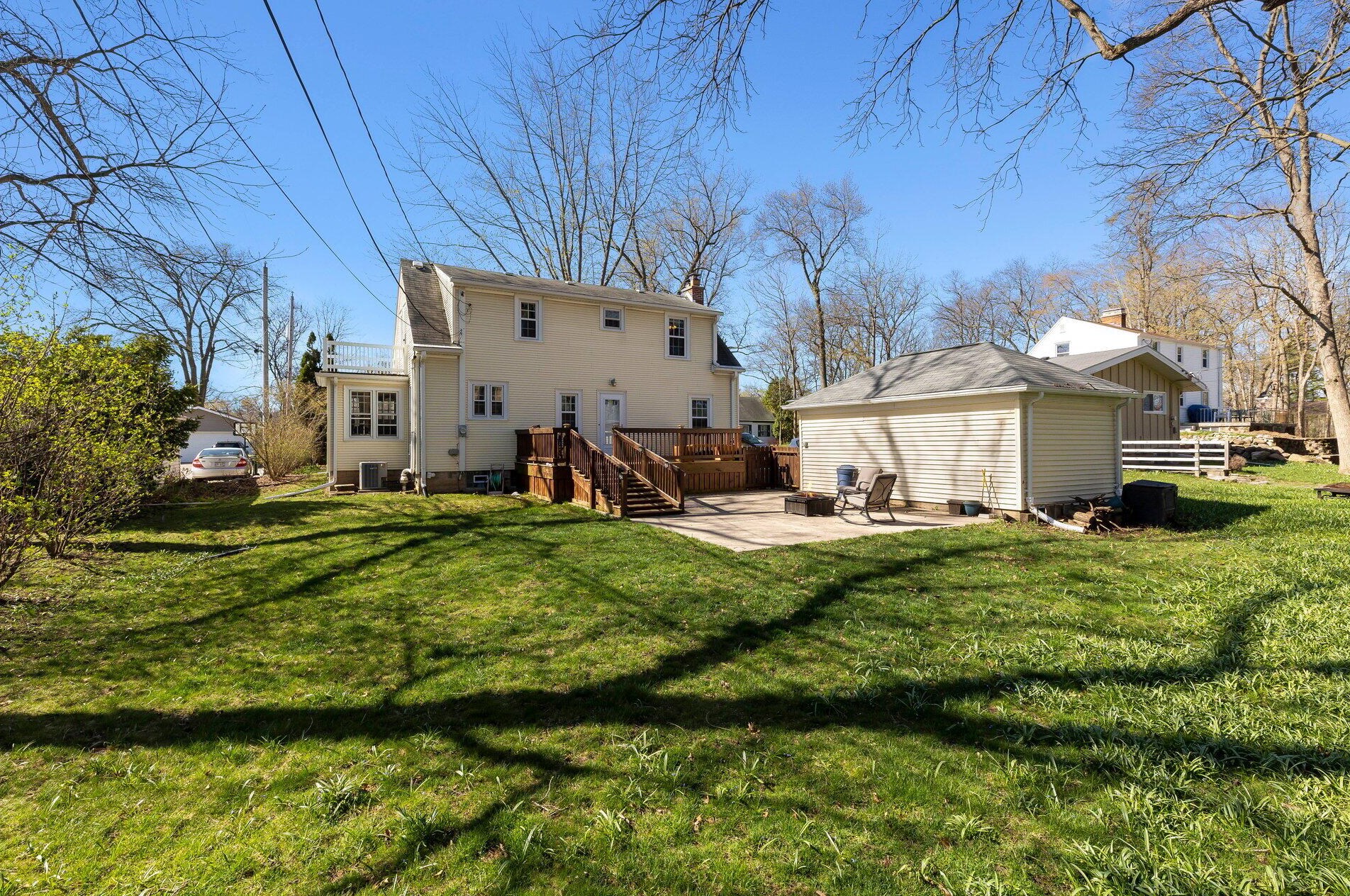 11020 Denis Ave, Hales Corners WI  53130-1855 exterior