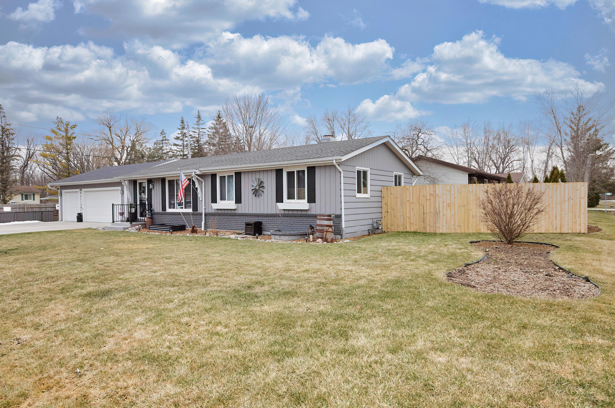 2806 Coolidge Dr, Kansasville, WI 53139