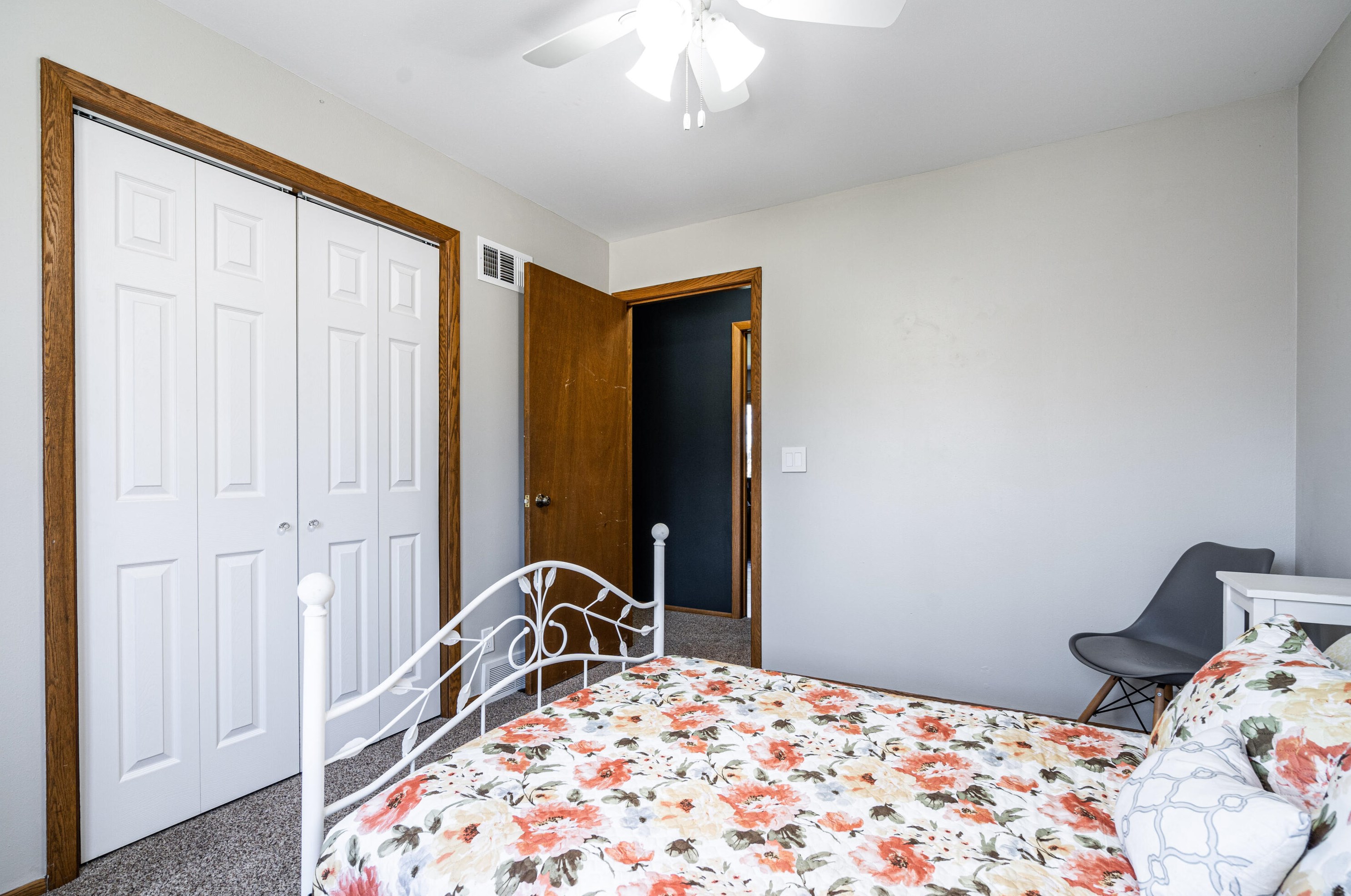 4028 Sharon Ln, Hales Corners WI  53132-9326 exterior