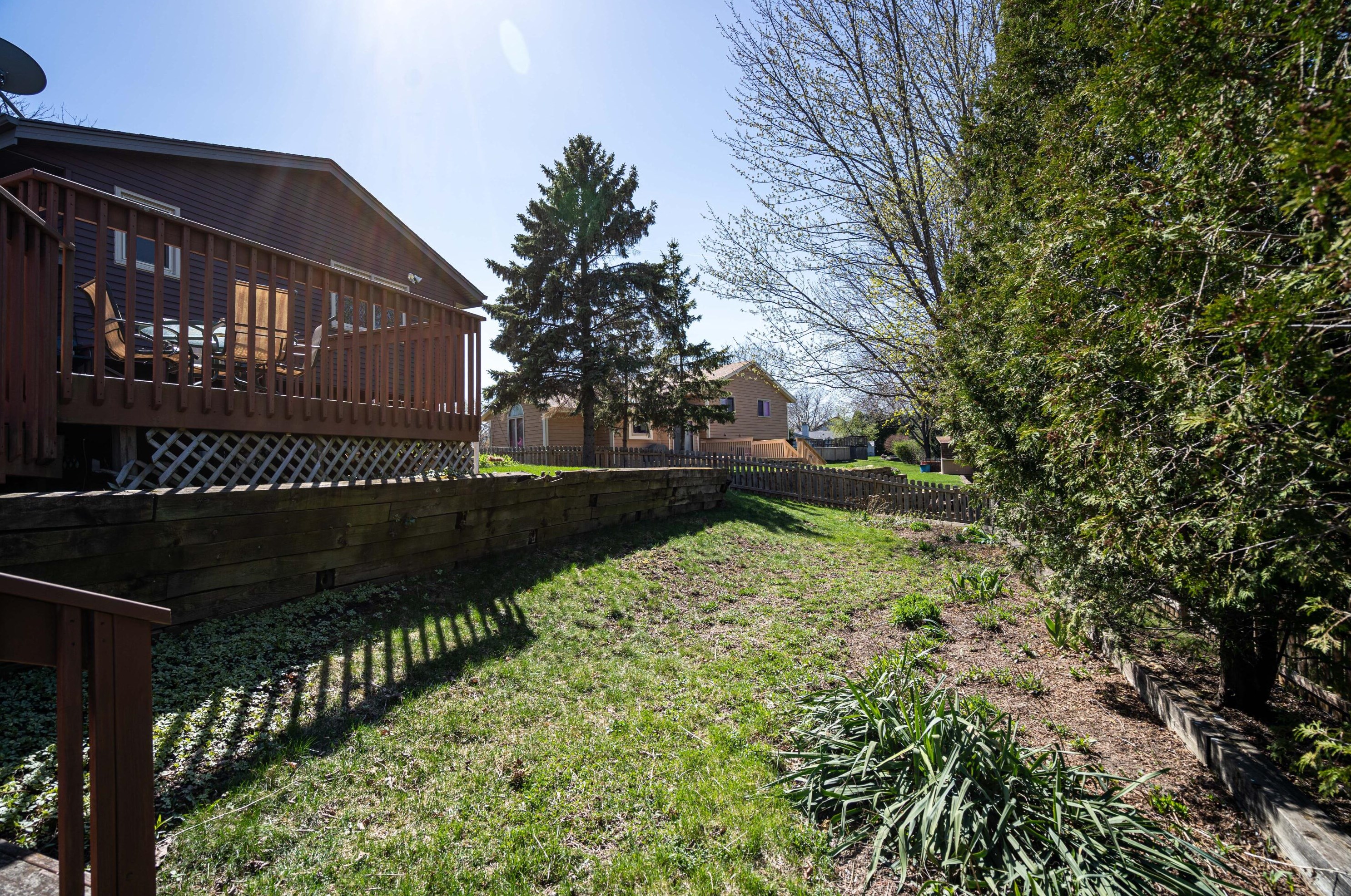 4028 Sharon Ln, Hales Corners WI  53132-9326 exterior