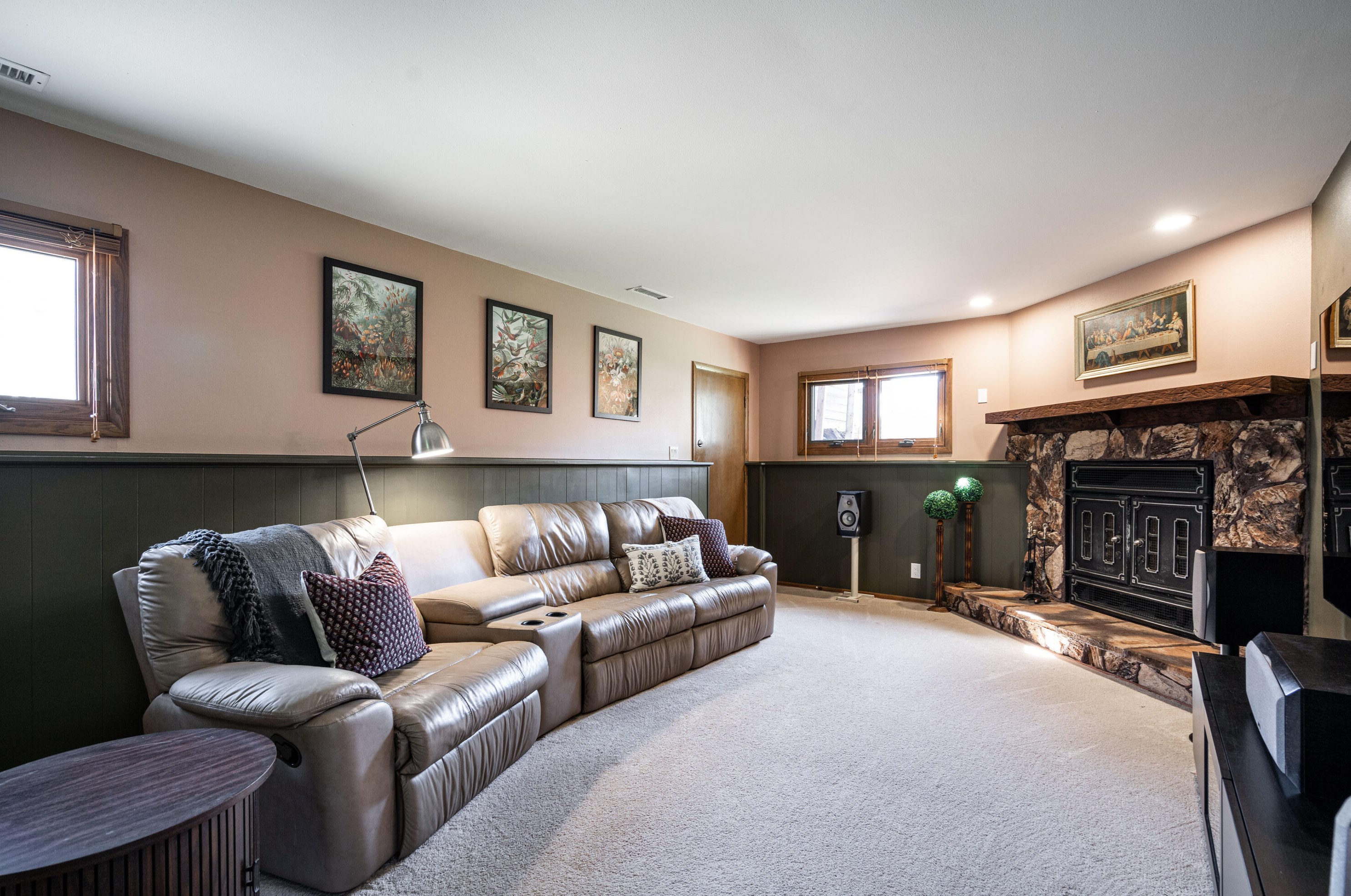 4028 Sharon Ln, Hales Corners WI  53132-9326 exterior