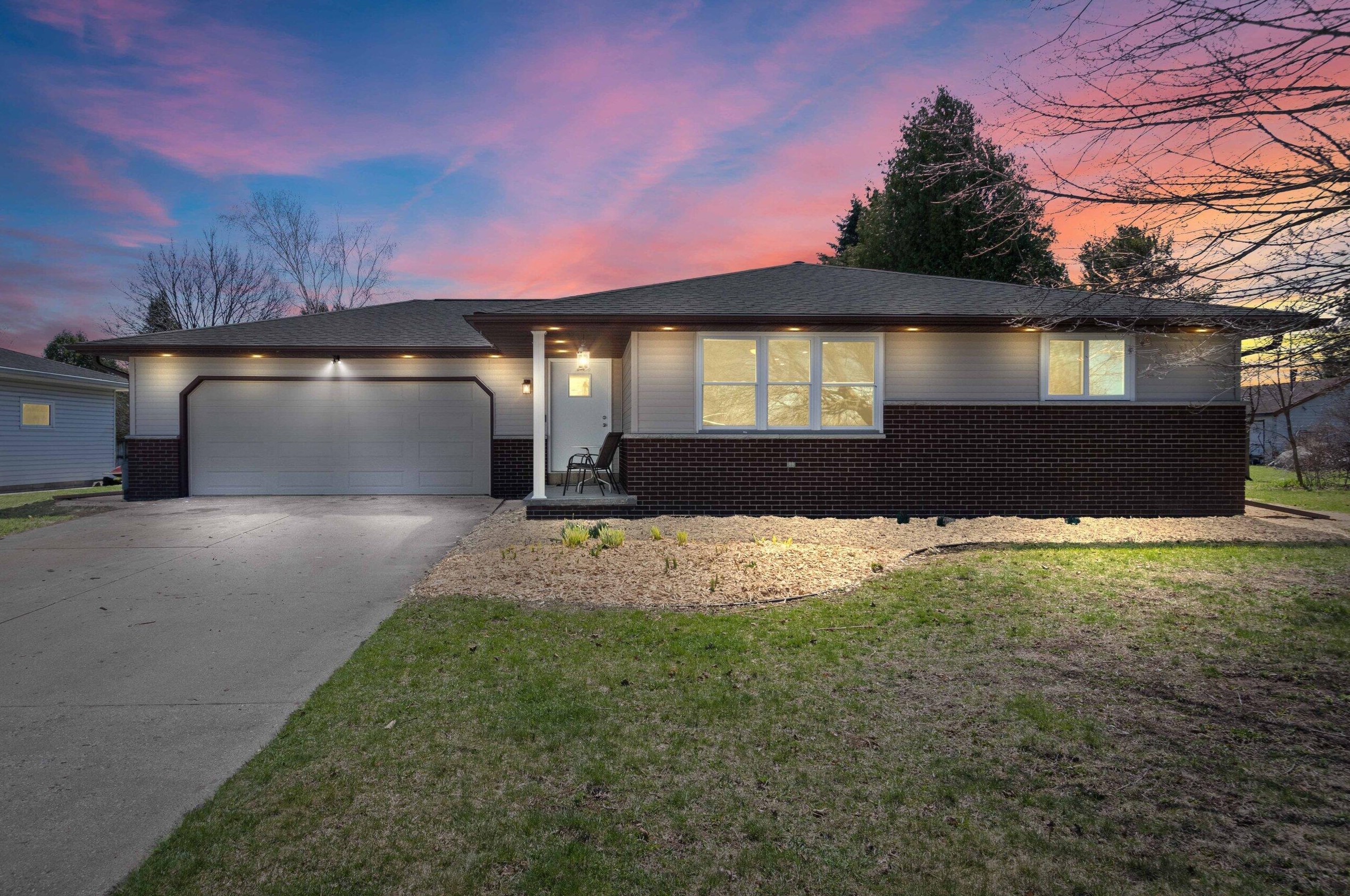 2815 46th St, Two Rivers, WI 54241