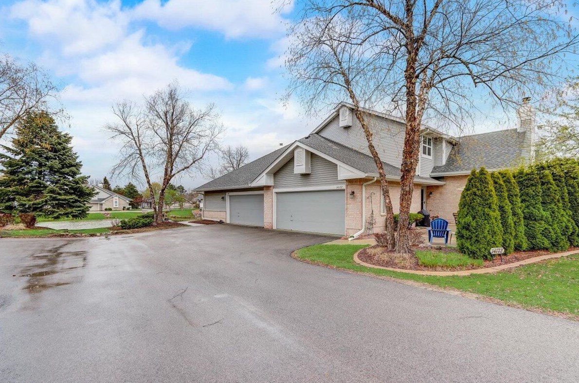 14172 W Waters Way, Waukesha, WI 53151