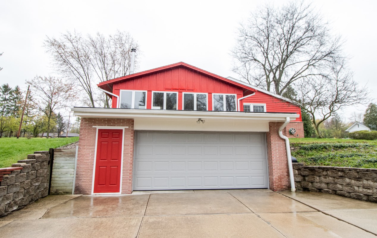 4150 143rd St, Brookfield WI  53005-1104 exterior